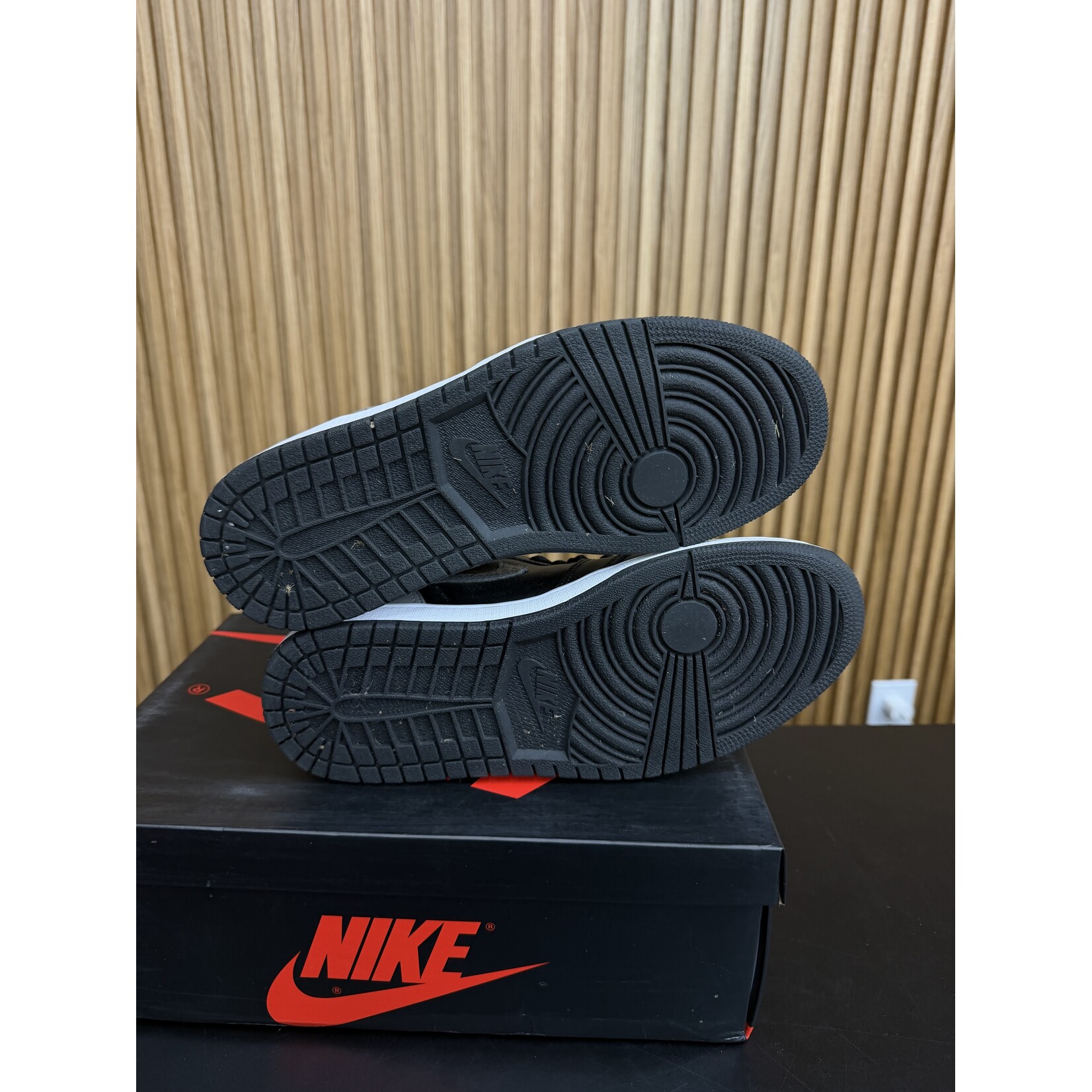 Jordan Jordan 1 Retro High Shadow (2018) Size 8.5, PREOWNED