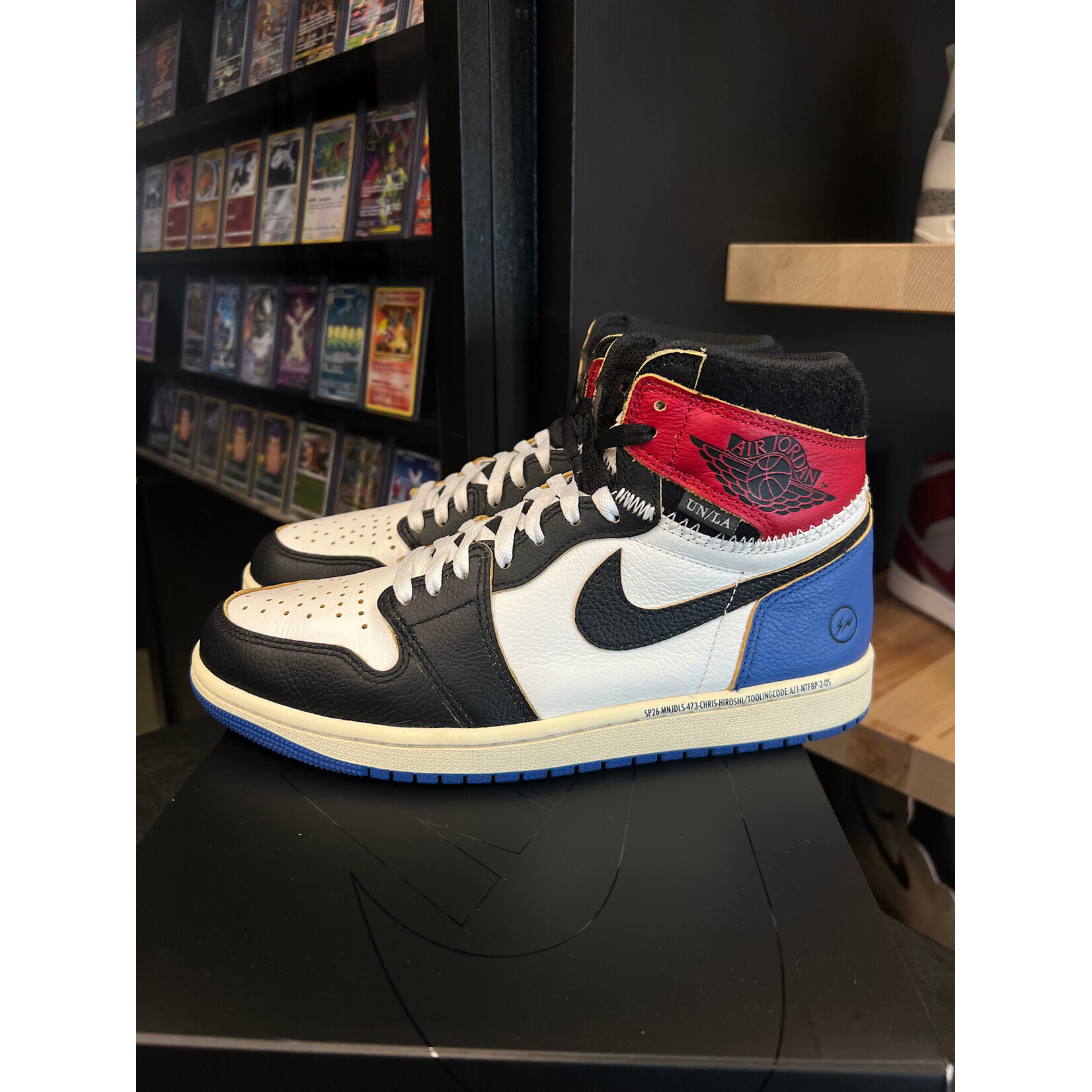 Jordan Jordan 1 Retro High OG SP Fragment x Union LA Varsity Red Sport Royal Size 8, PREOWNED