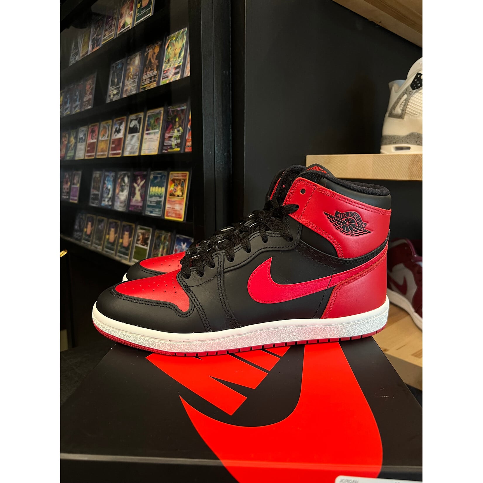 Jordan Jordan 1 Retro High '85 OG Bred (2025) Size 10, PREOWNED
