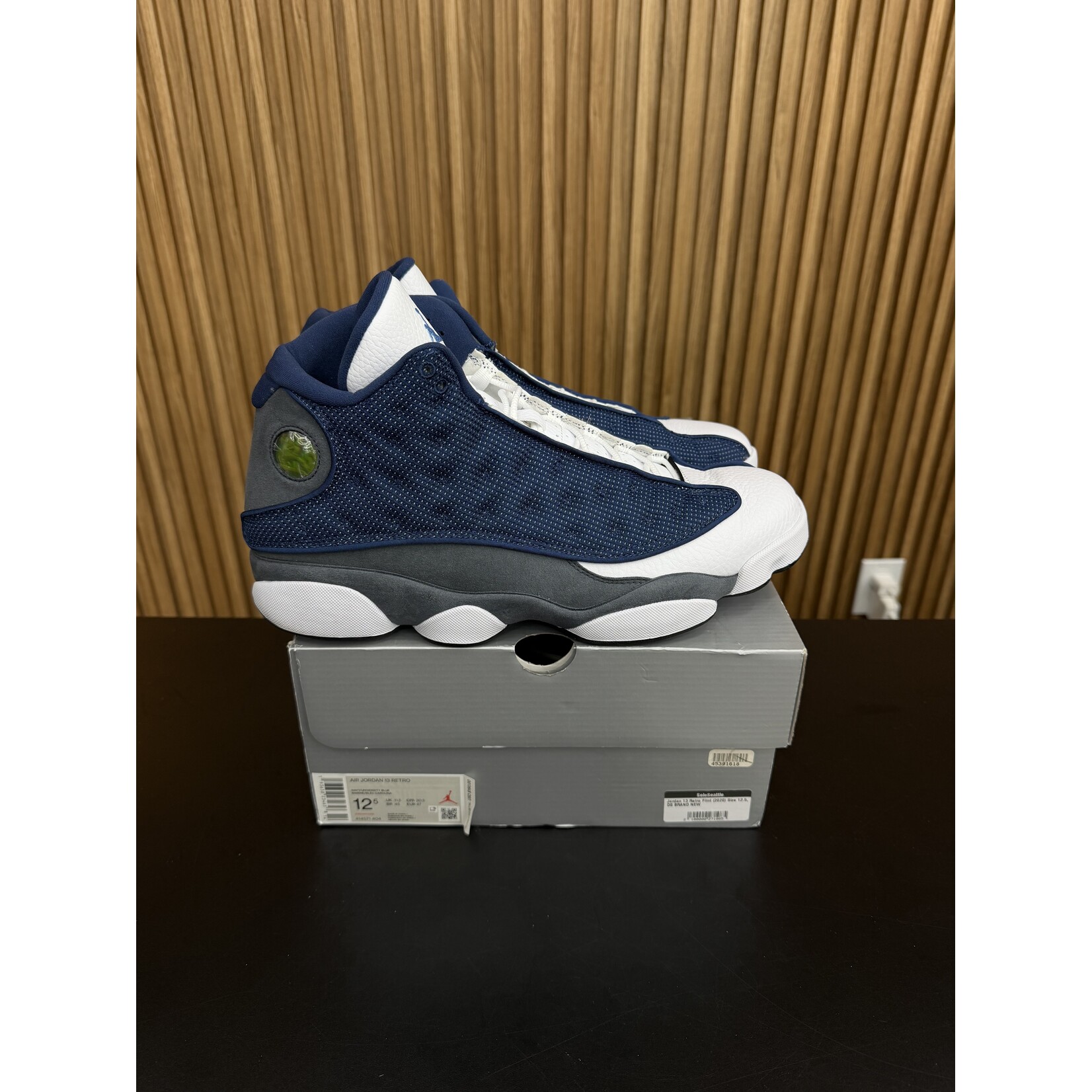 Jordan Jordan 13 Retro Flint (2020) Size 12.5, PREOWNED