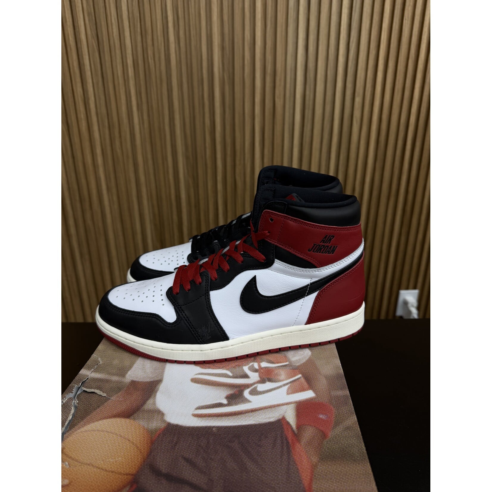 Jordan Jordan 1 Retro High OG Black Toe Reimagined Size 11.5, PREOWNED
