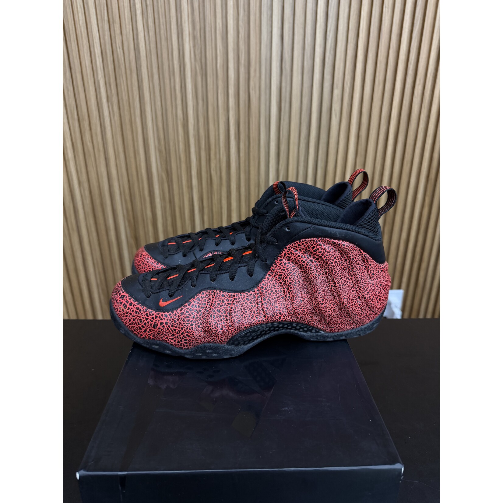 Nike Nike Air Foamposite One Cracked Lava Size 12, PREOWNED
