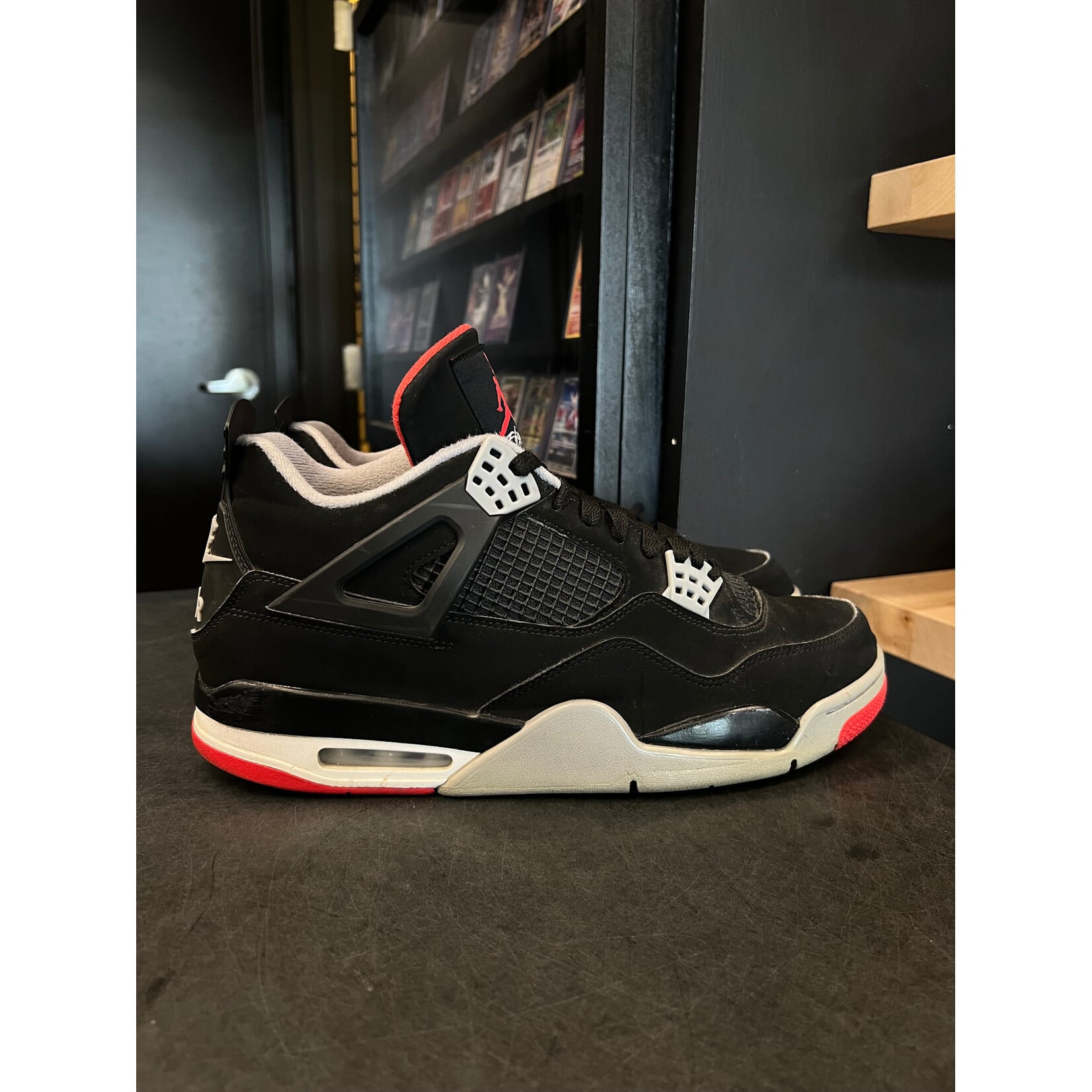 Jordan Jordan 4 Retro Bred (2019) Size 12, PREOWNED NO BOX