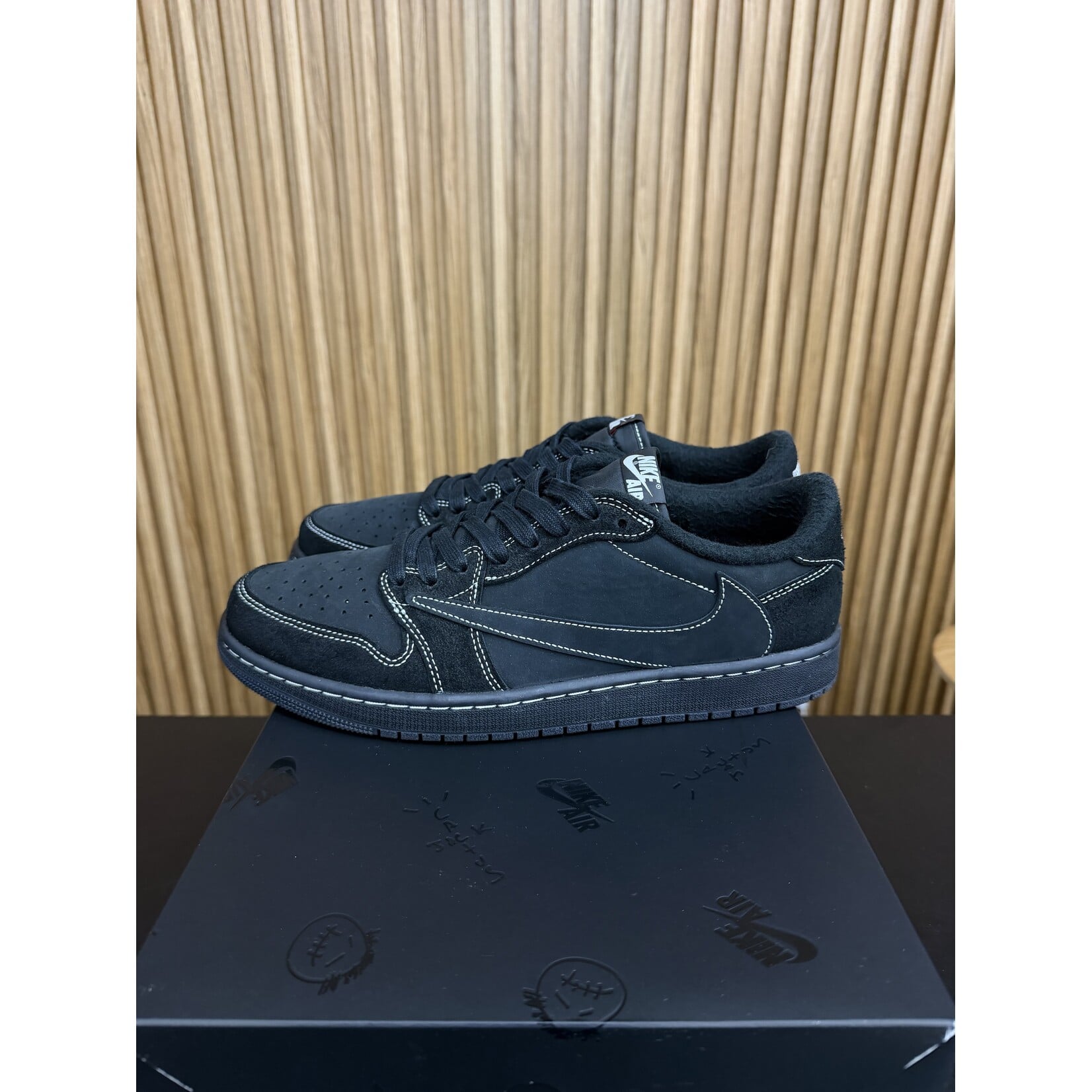 Jordan Jordan 1 Retro Low OG SP Travis Scott Black Phantom Size 11, PREOWNED