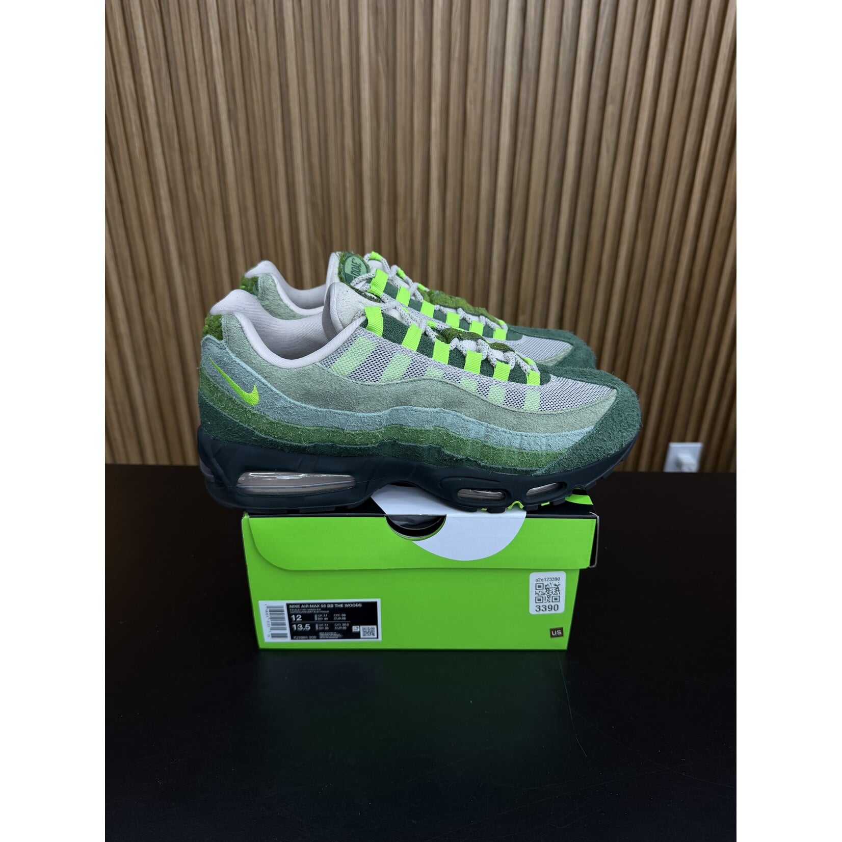 Nike Nike Air Max 95 Big Bubble Ducks of a Feather Oregon Ducks The Woods Size 12, PREOWNED