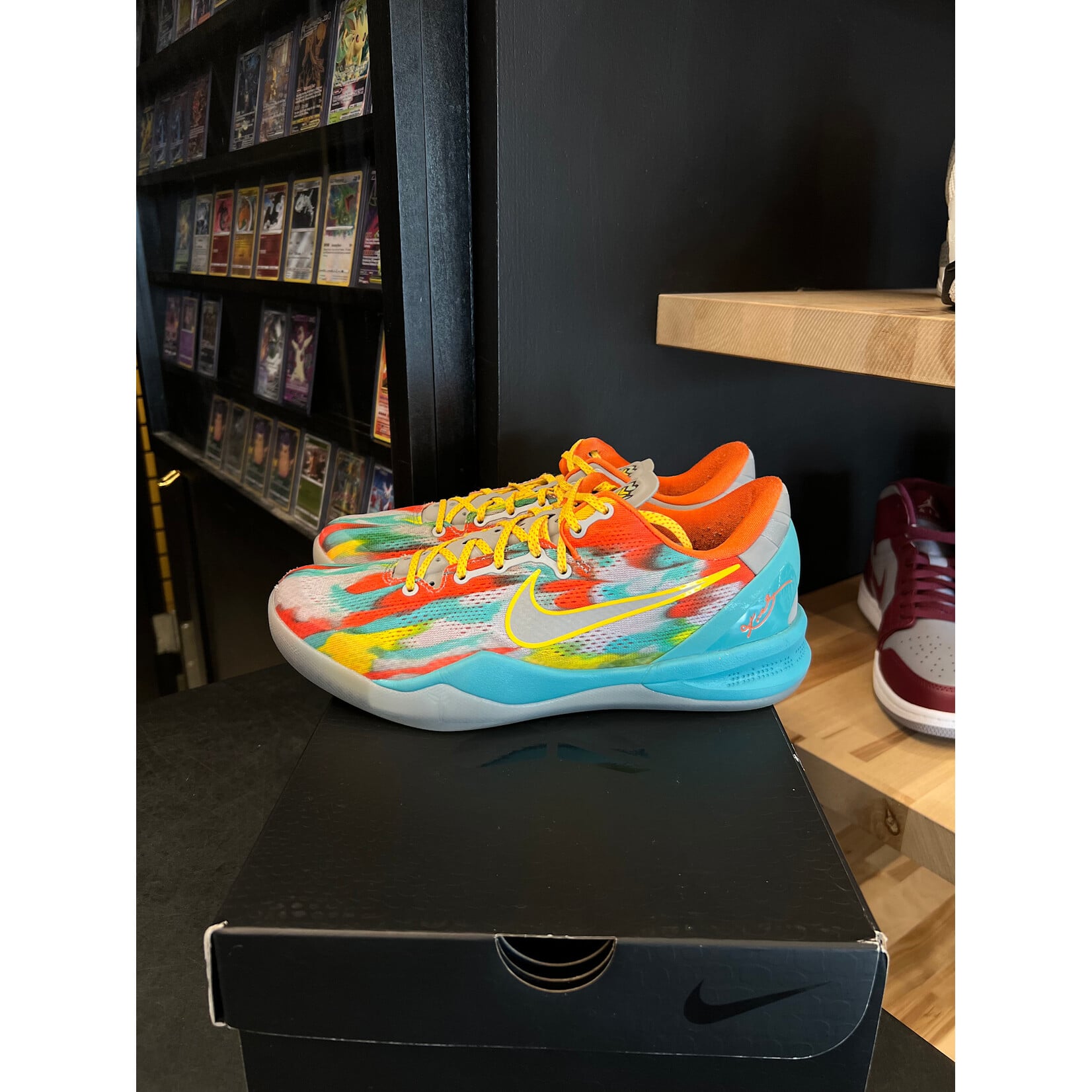 Nike Nike Kobe 8 Protro Venice Beach (2024) Size 9, PREOWNED