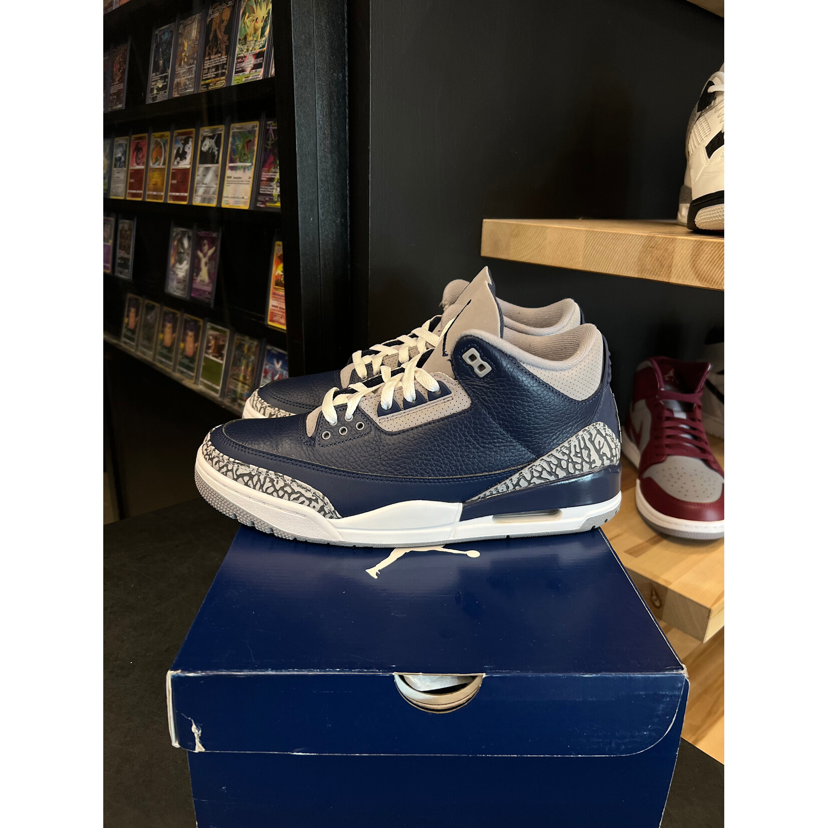 Jordan Jordan 3 Retro Georgetown (2021) Size 10, PREOWNED