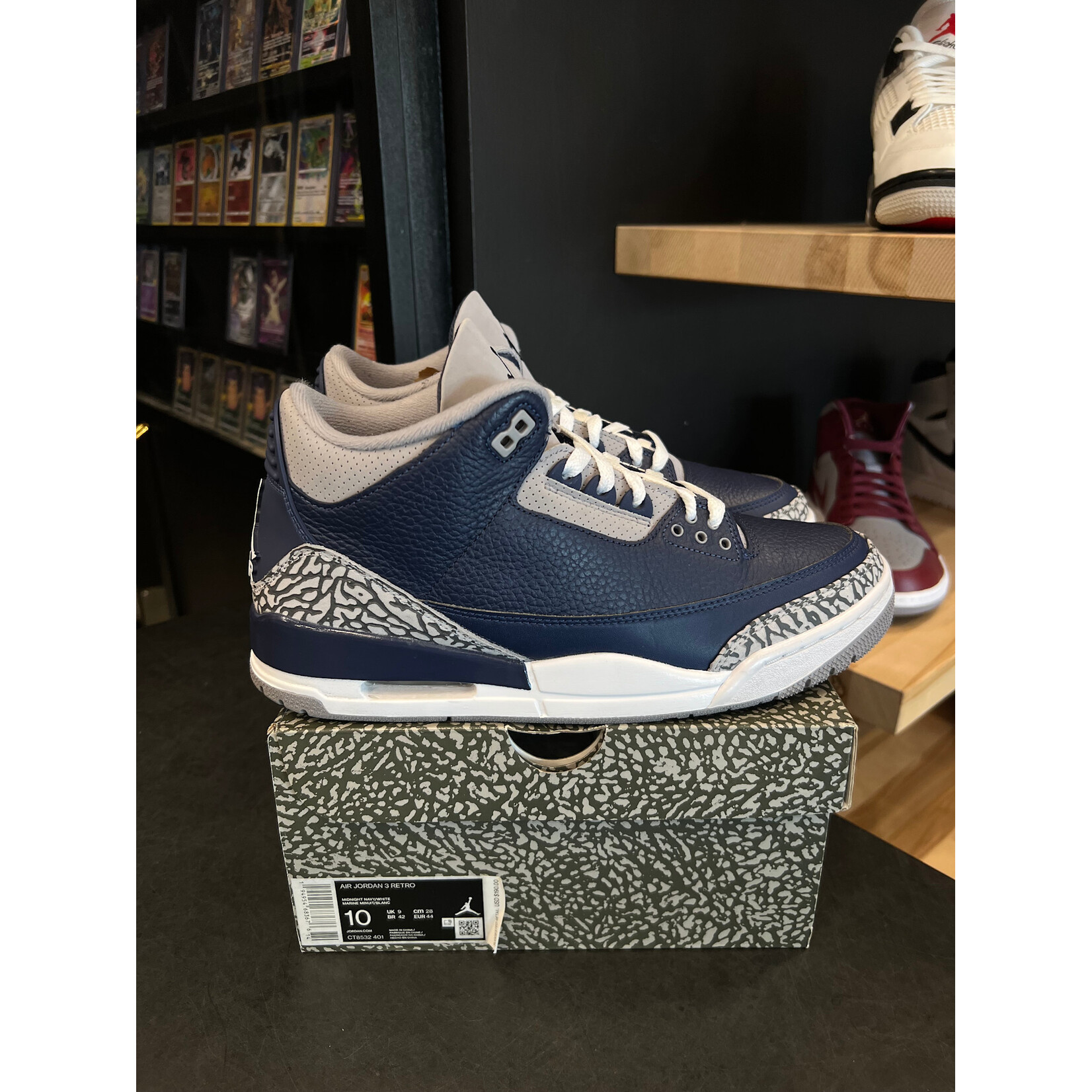 Jordan Jordan 3 Retro Georgetown (2021) Size 10, PREOWNED