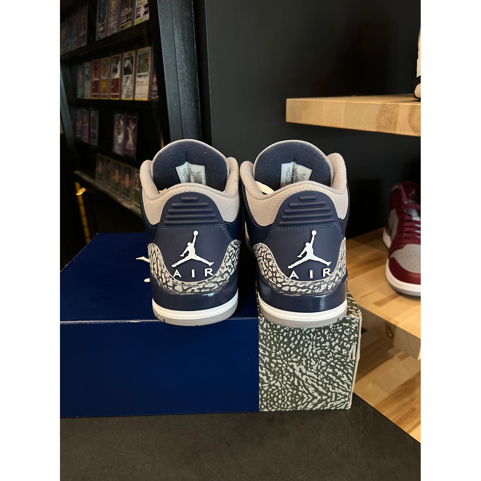 Jordan Jordan 3 Retro Georgetown (2021) Size 10, PREOWNED