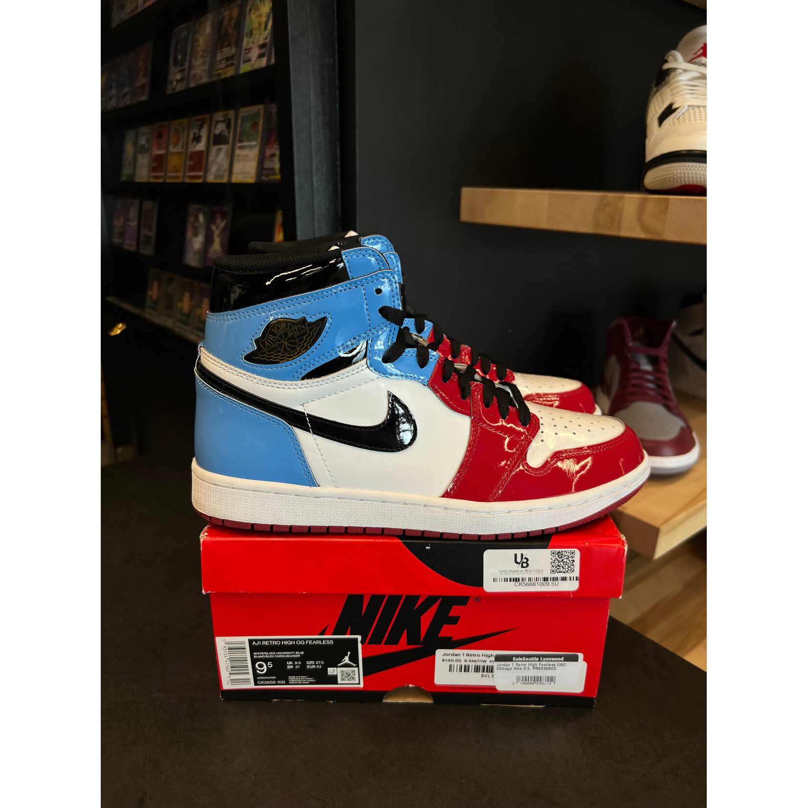 Jordan Jordan 1 Retro High Fearless UNC Chicago Size 9.5, PREOWNED