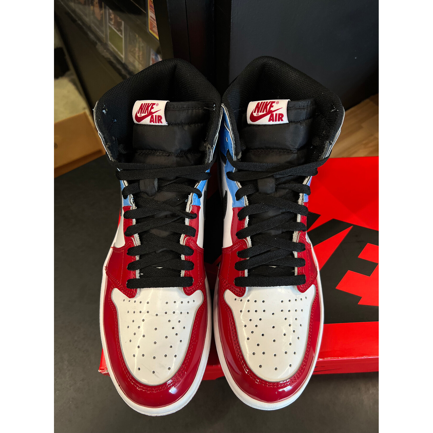 Jordan Jordan 1 Retro High Fearless UNC Chicago Size 9.5, PREOWNED