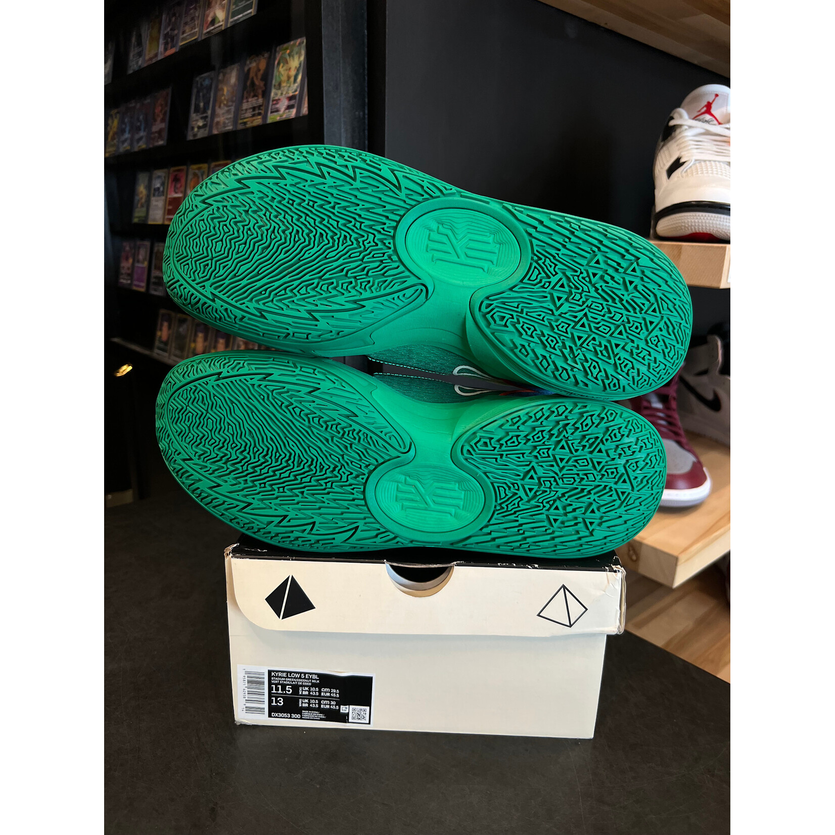 Nike Nike Kyrie 5 Low EYBL Size 11.5, PREOWNED