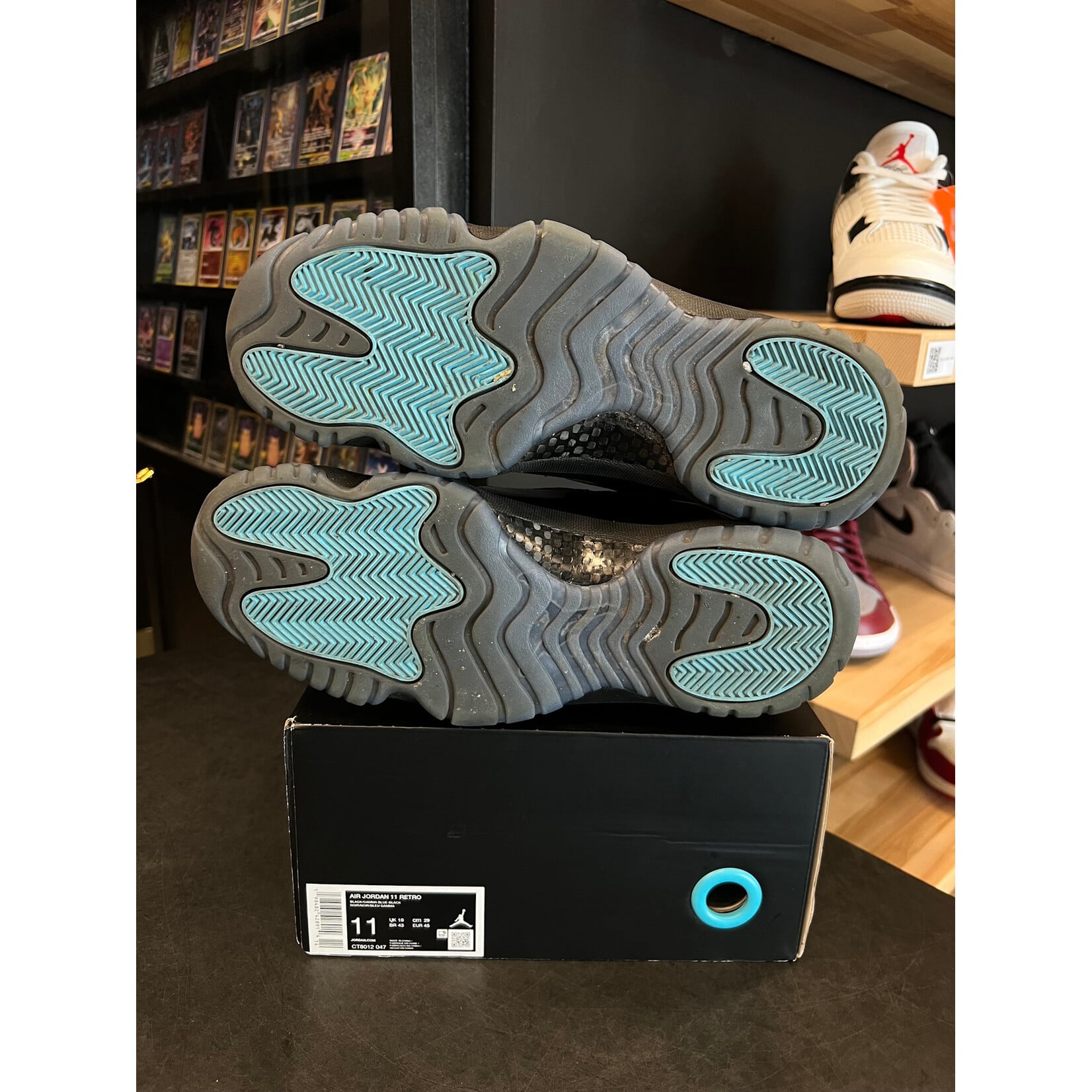 Jordan Jordan 11 Retro Gamma Blue (2025) Size 11, PREOWNED