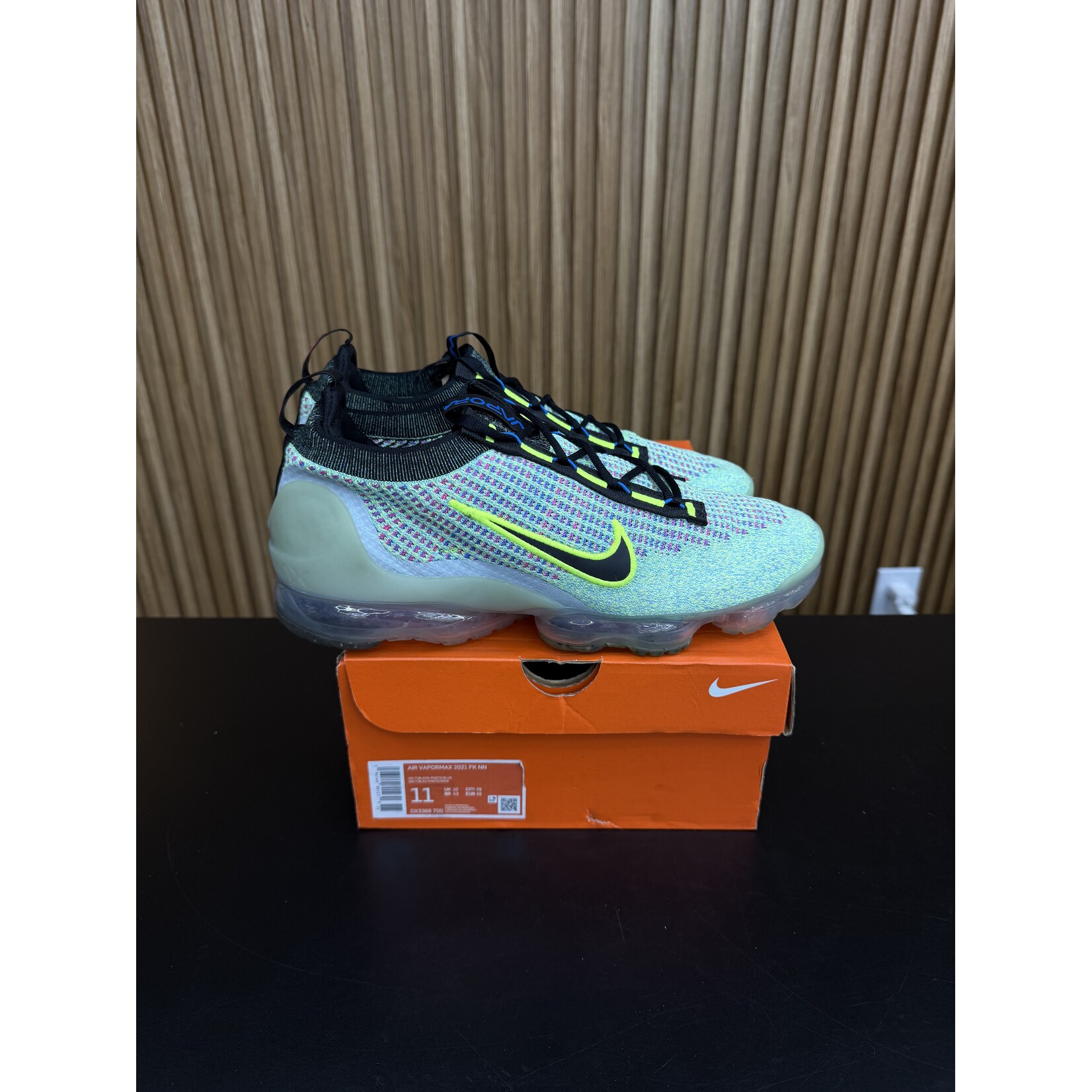 Nike Nike Air VaporMax 2021 Flyknit Next Nature Volt Photo Blue Size 11, PREOWNED
