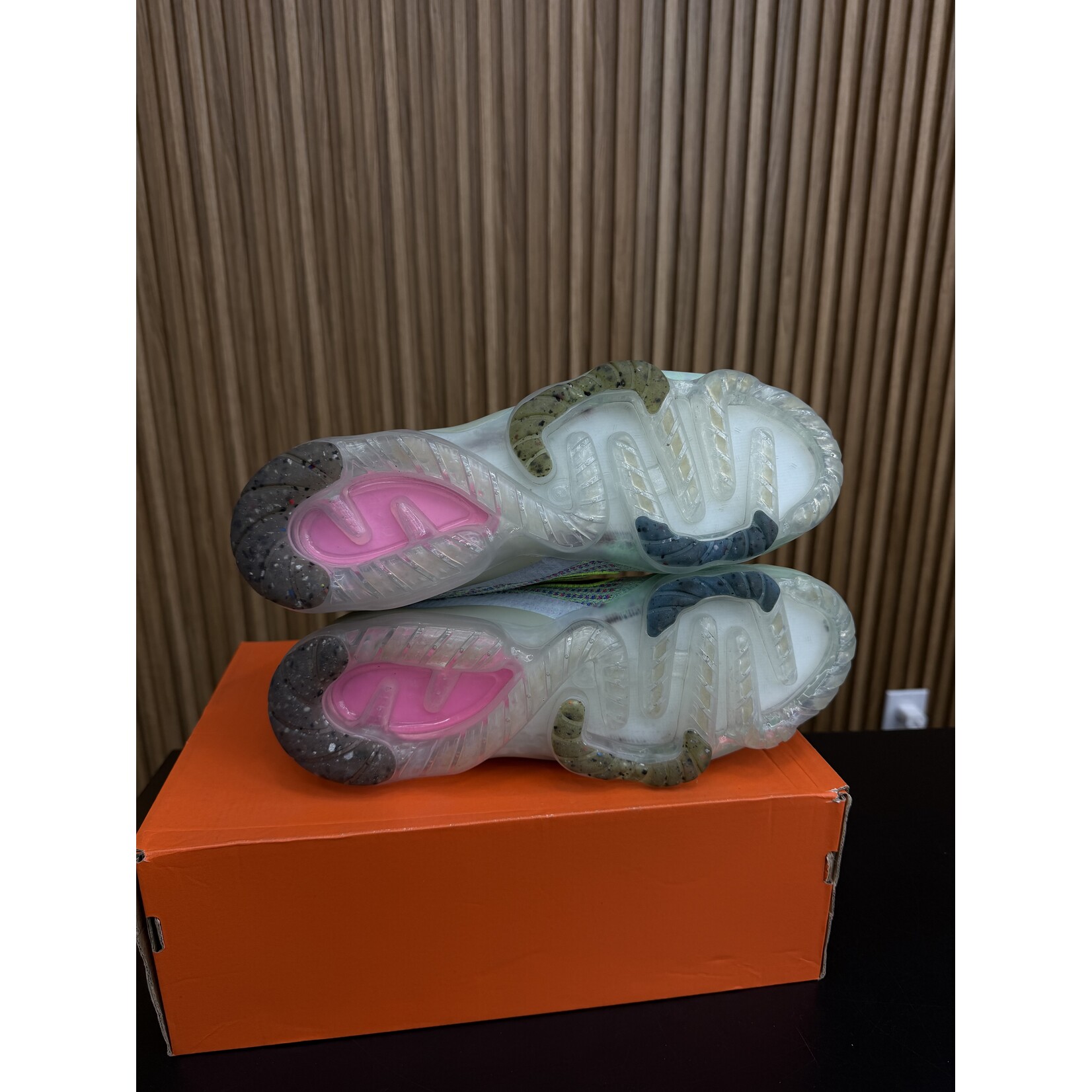 Nike Nike Air VaporMax 2021 Flyknit Next Nature Volt Photo Blue Size 11, PREOWNED