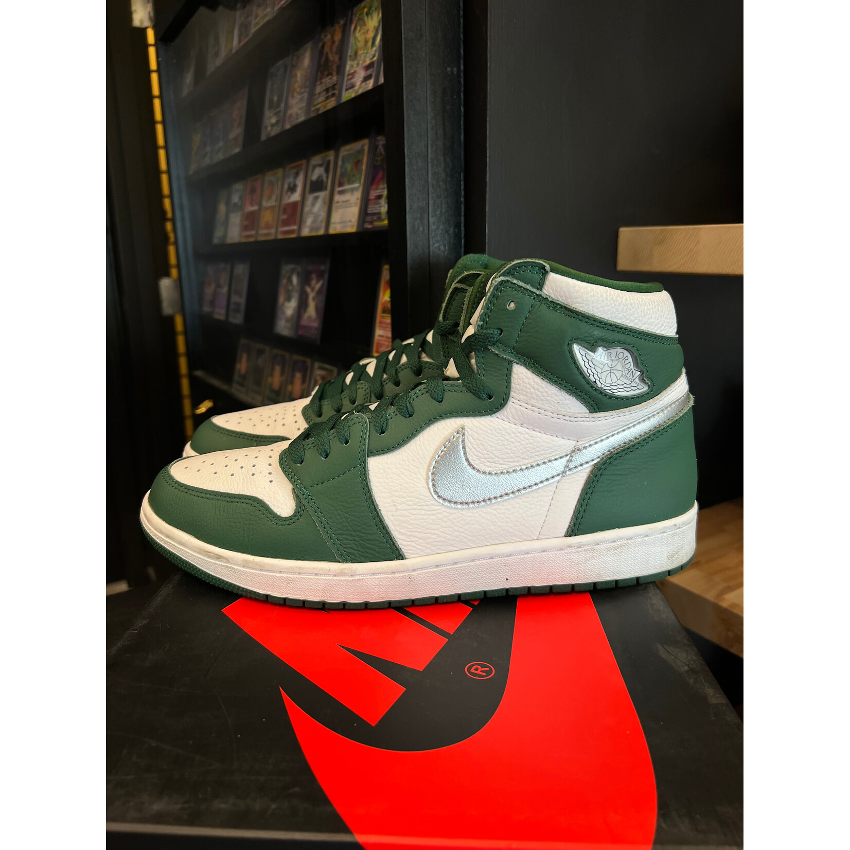 Jordan Jordan 1 Retro High OG Gorge Green Size 12, PREOWNED