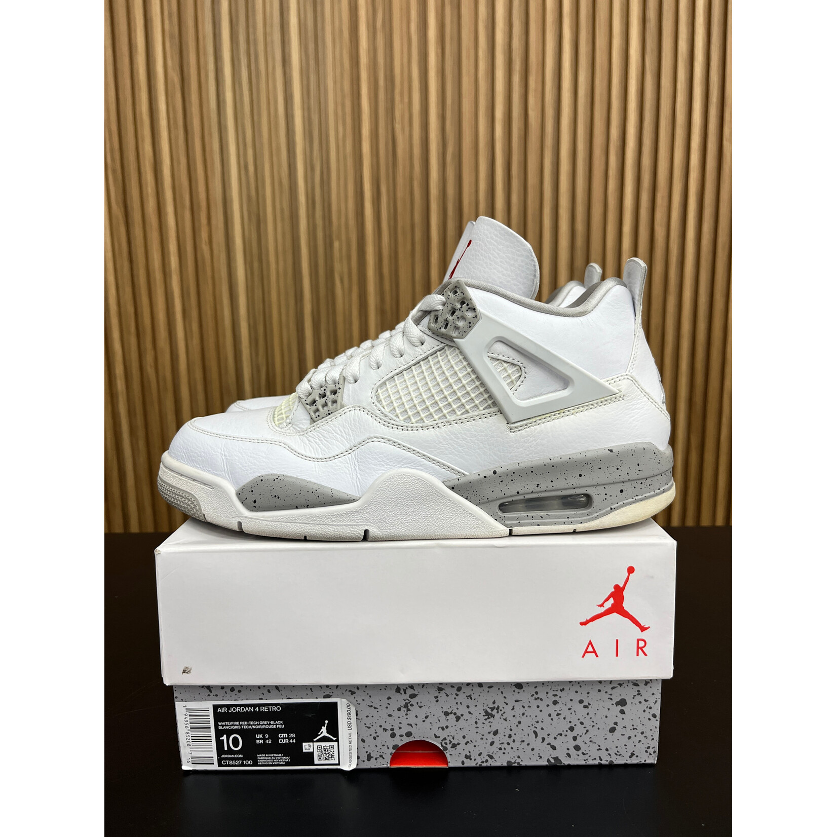 Jordan Jordan 4 Retro White Oreo (2021) Size 10, PREOWNED