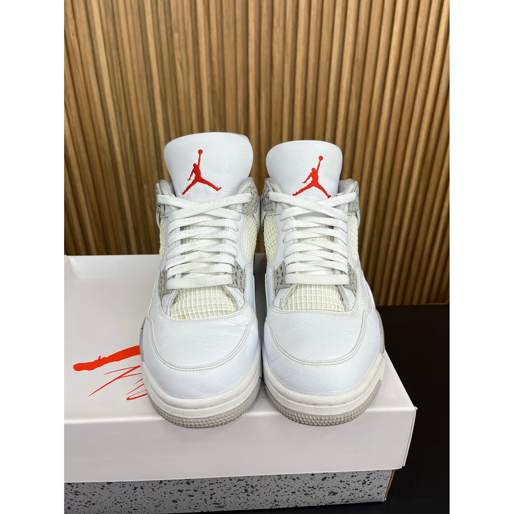 Jordan Jordan 4 Retro White Oreo (2021) Size 10, PREOWNED