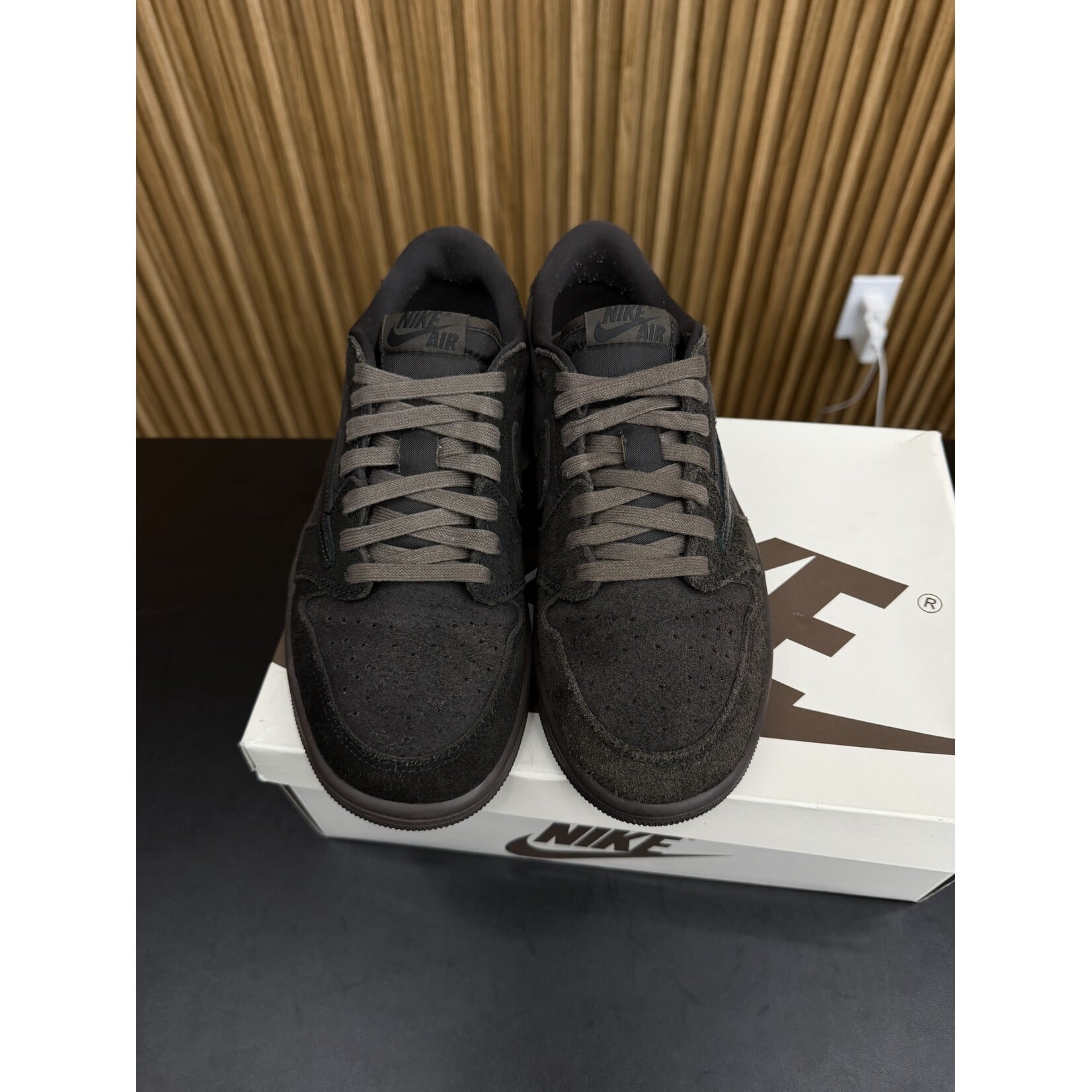 Jordan Jordan 1 Retro Low OG SP Travis Scott Velvet Brown Size 7.5, PREOWNED
