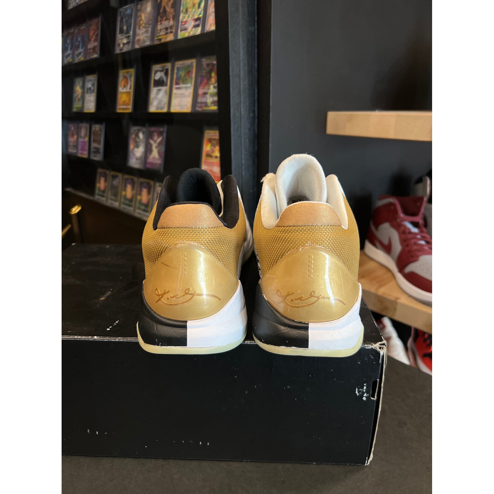 Nike Nike Kobe 5 Protro Big Stage/Parade Size 13, PREOWNED