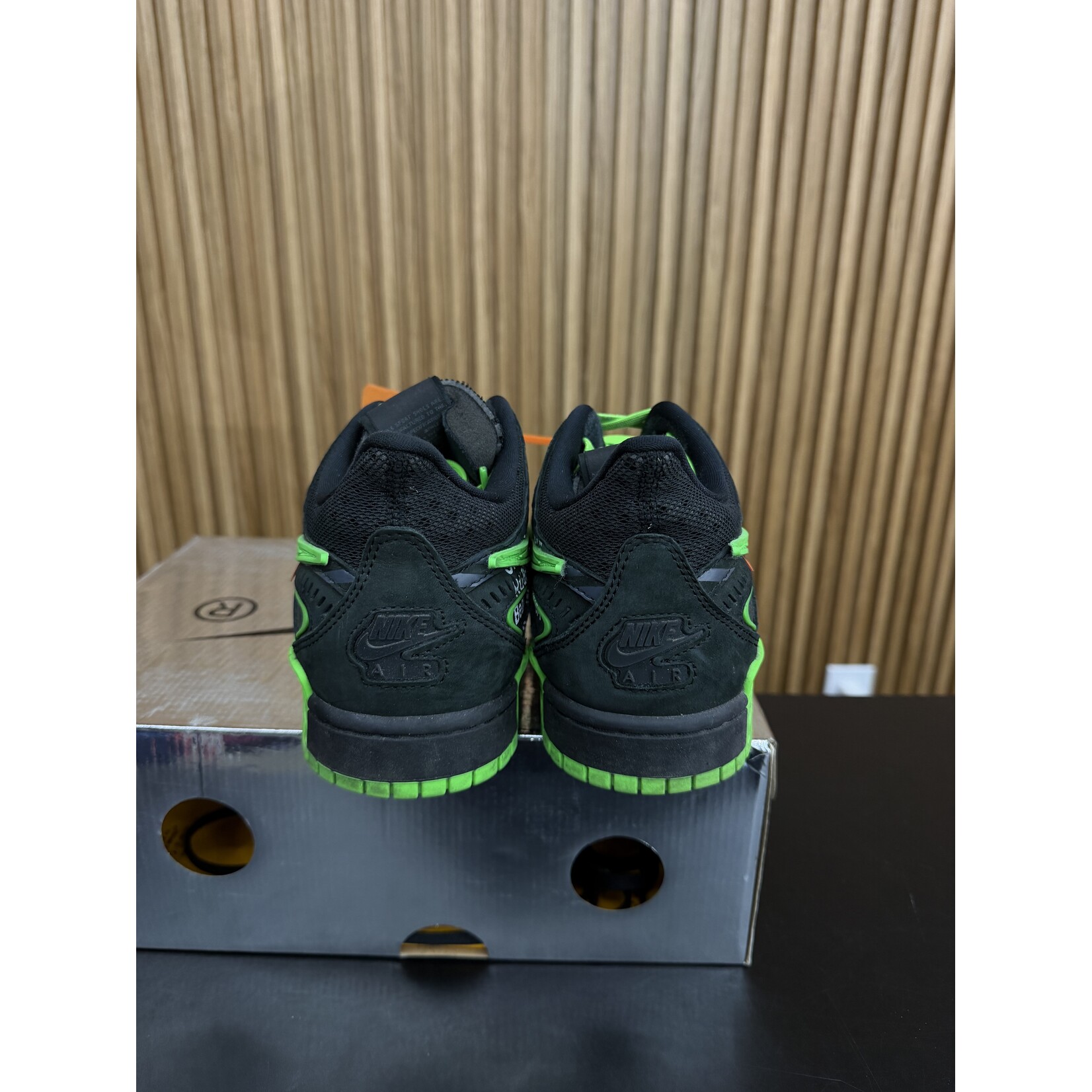 Nike Nike Air Rubber Dunk Off-White Green Strike Size 10.5, PREOWNED