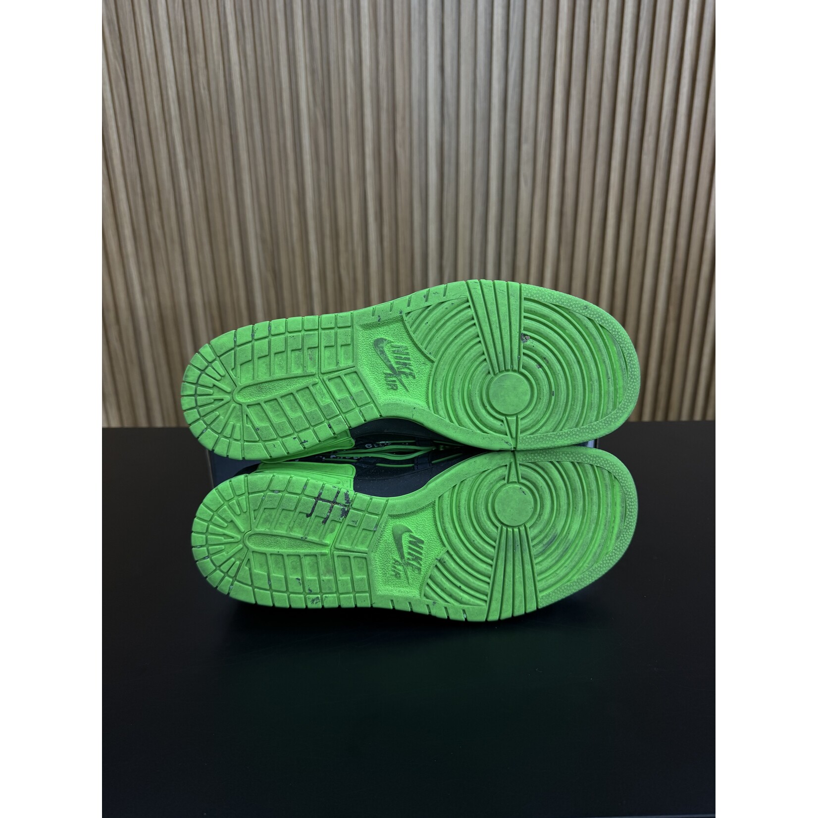 Nike Nike Air Rubber Dunk Off-White Green Strike Size 10.5, PREOWNED
