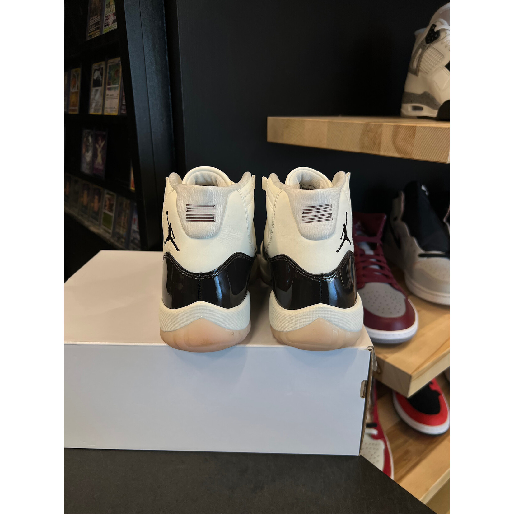 Jordan Jordan 11 Retro Neapolitan (Women's) Size 9.5W, PREOWNED