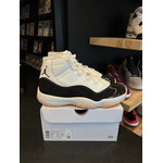 Jordan Jordan 11 Retro Neapolitan (Women's) Size 9.5W, PREOWNED
