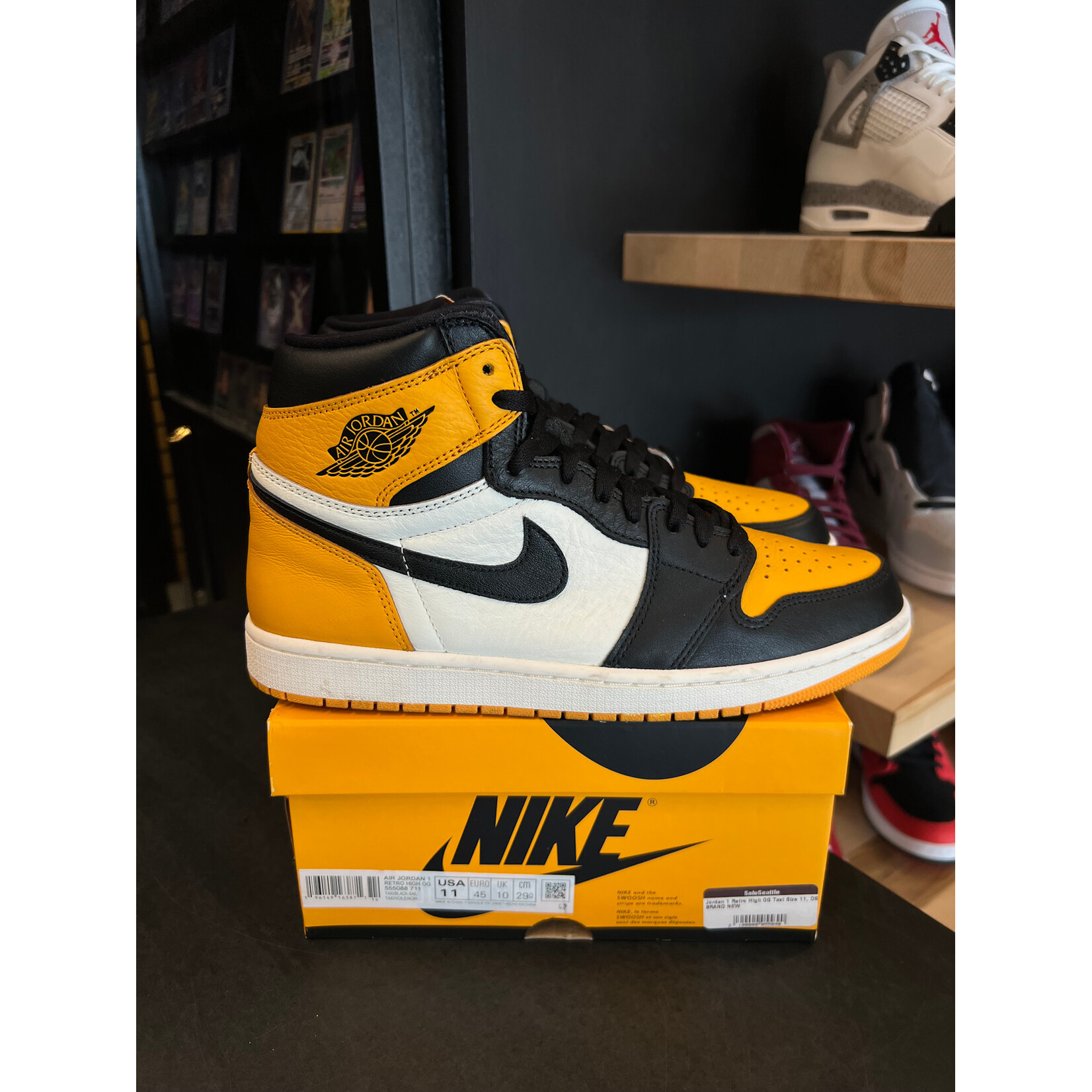 Jordan Jordan 1 Retro High OG Taxi Size 11, PREOWNED