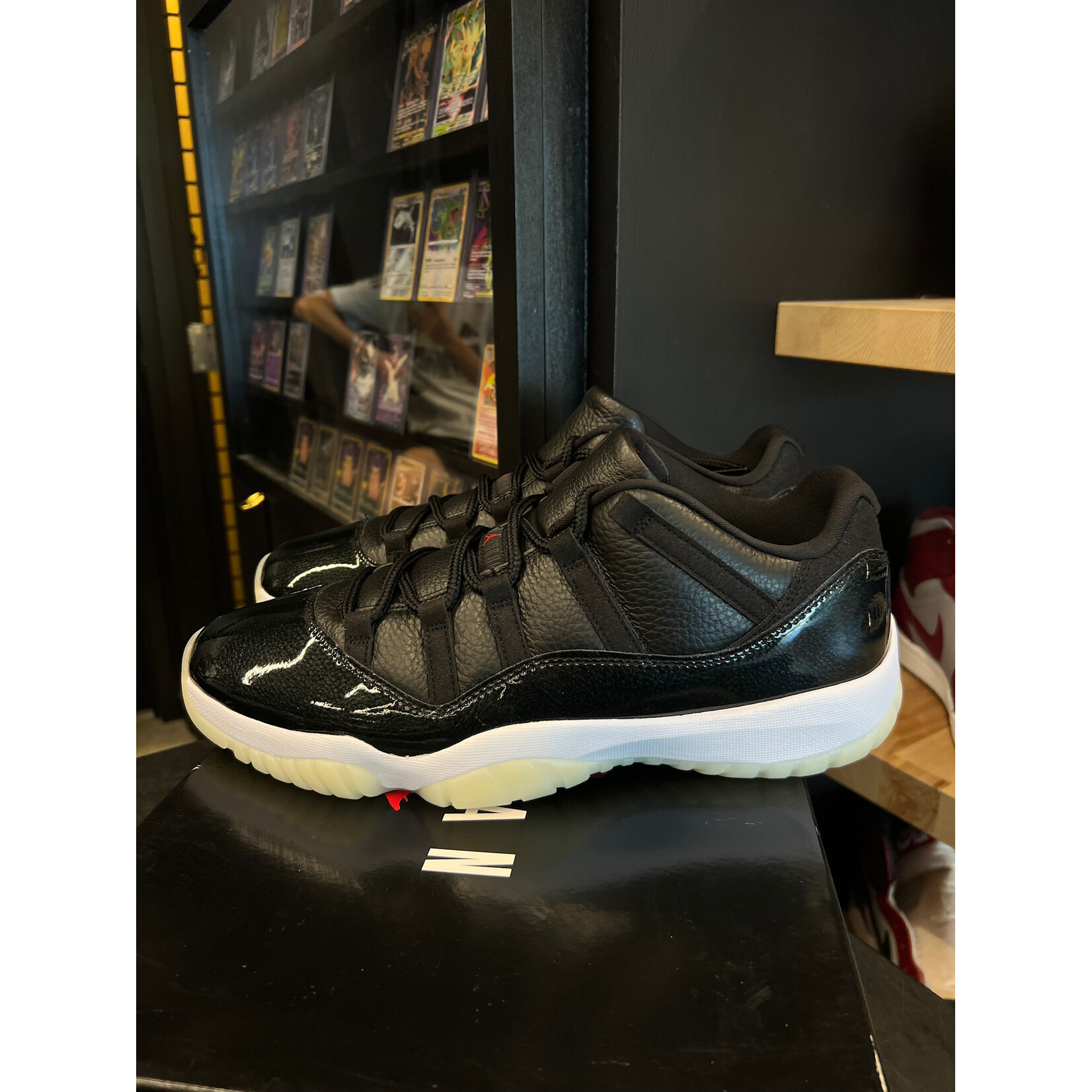 Jordan Jordan 11 Retro Low 72-10 Size 13, PREOWNED