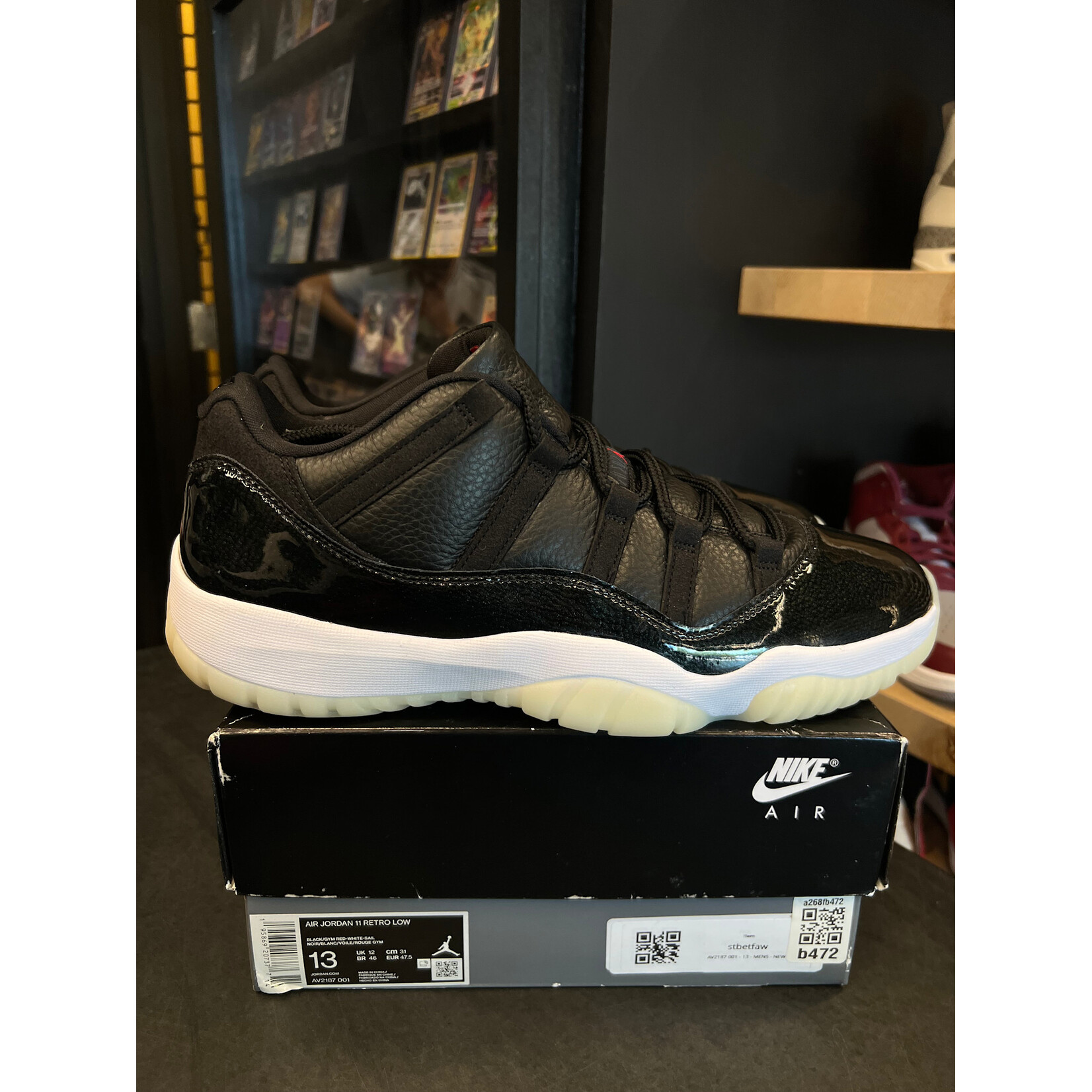 Jordan Jordan 11 Retro Low 72-10 Size 13, PREOWNED