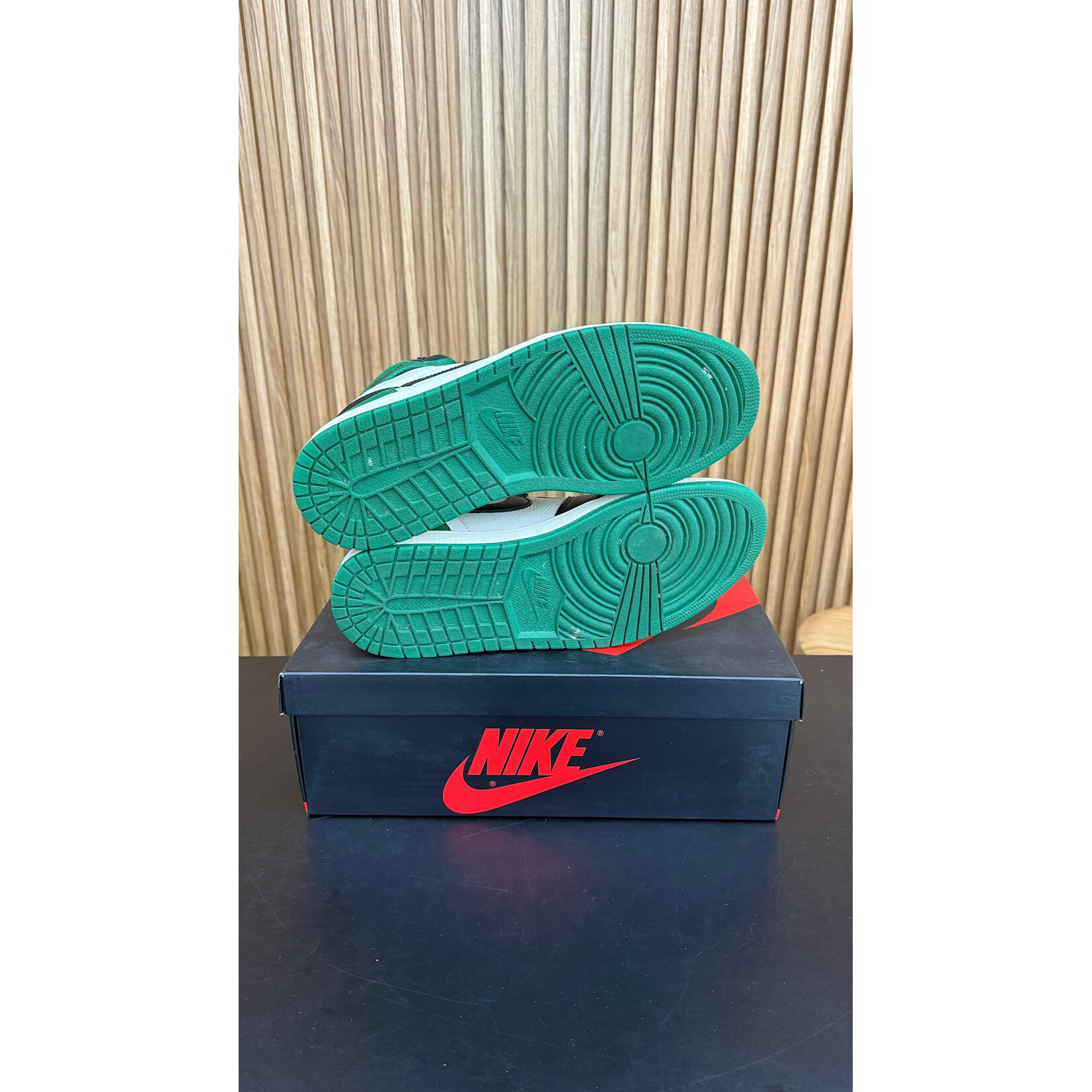 Jordan Jordan 1 Retro High Pine Green Size 12, PREOWNED