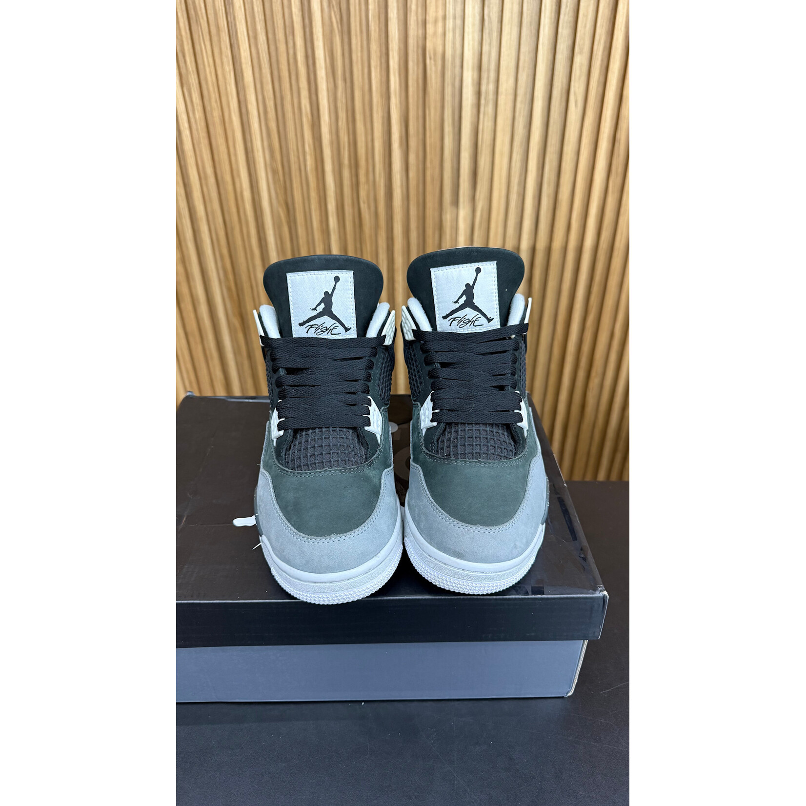 Jordan Jordan 4 Retro Fear (2024) Size 9.5, PREOWNED