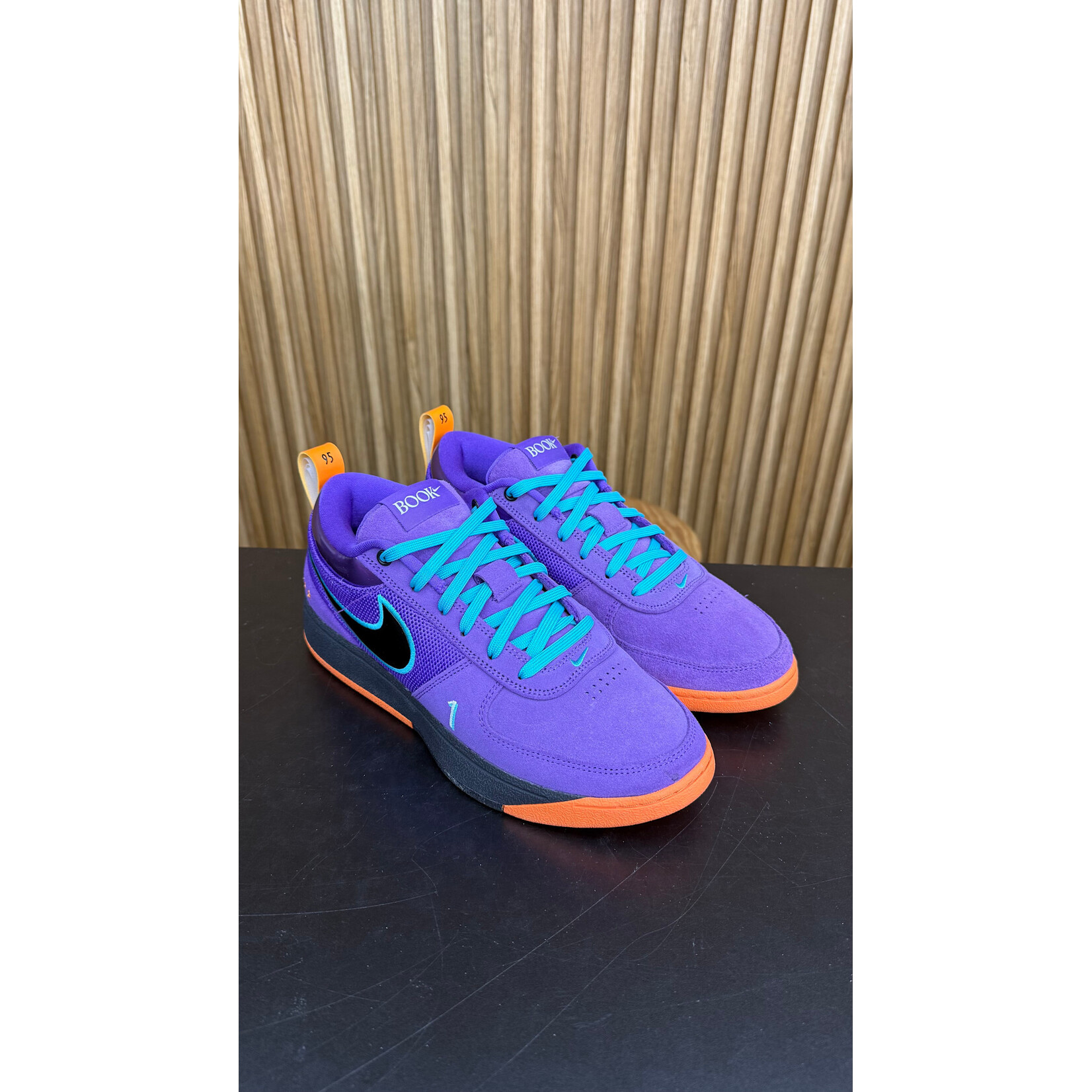 Nike Nike Book 1 1995 All-Star Size 9.5, PREOWNED