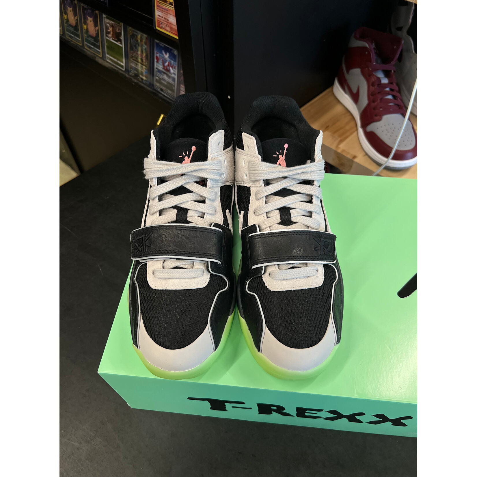 Jordan Jordan Jumpman Jack TR Travis Scott x Chase B Black Night Silver Size 8.5, PREOWNED