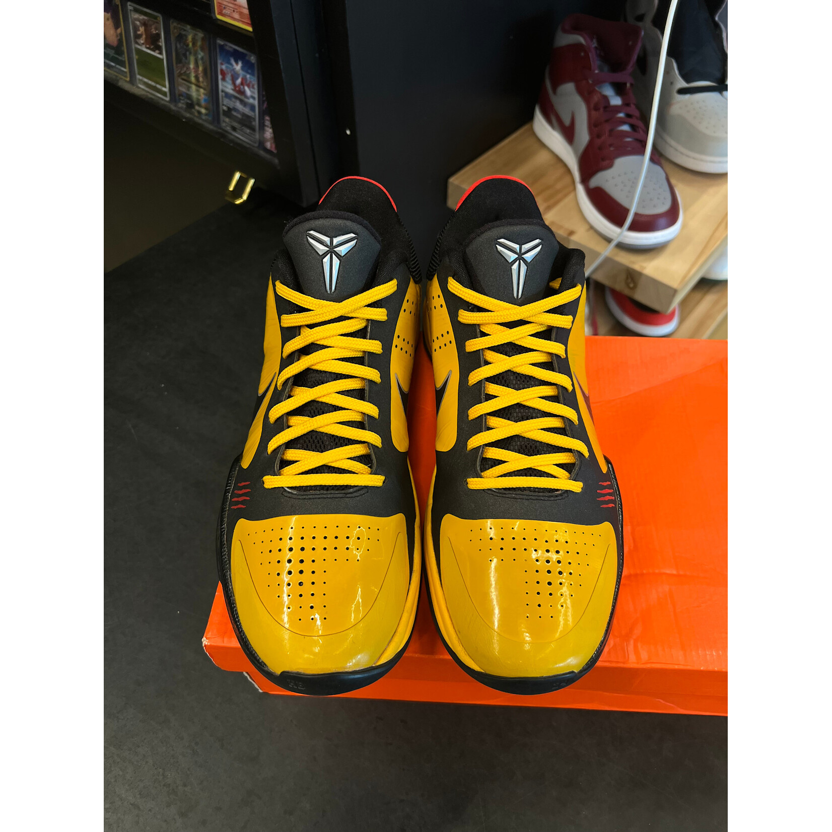 Nike Nike Kobe 5 Bruce Lee Size 9, PREOWNED