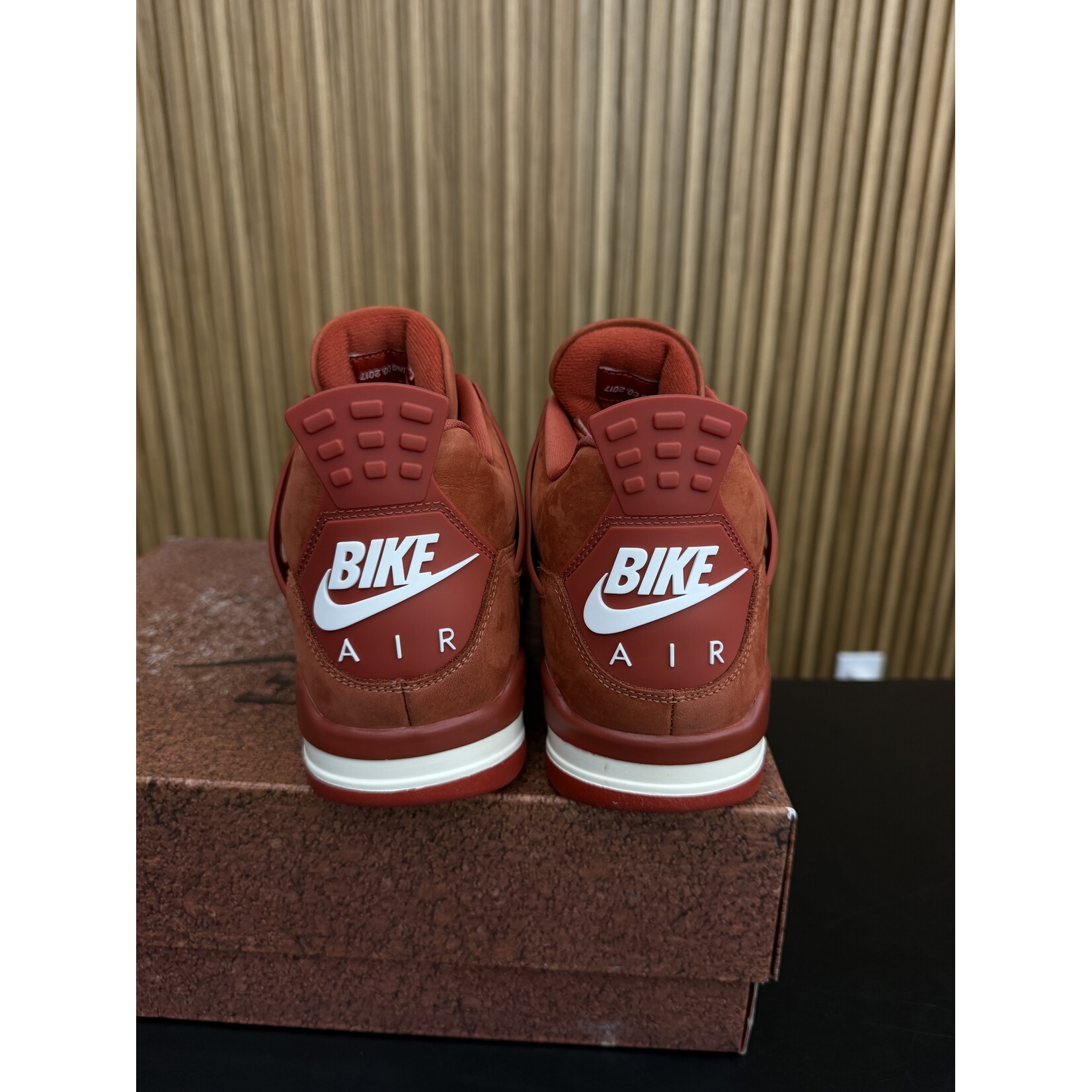 Jordan Jordan 4 Retro OG SP Nigel Sylvester Brick by Brick Size 9.5, PREOWNED TRIED ON