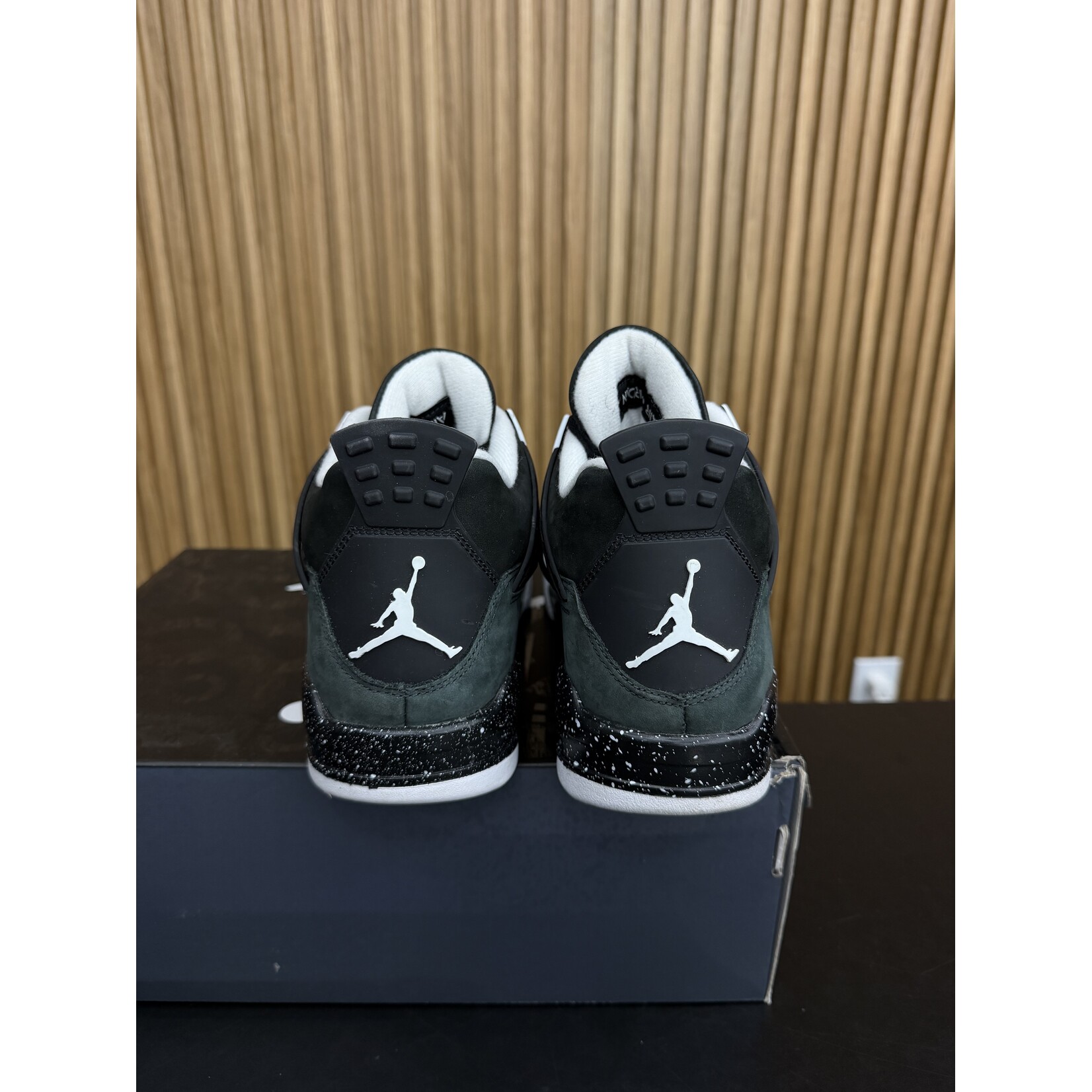 Jordan Jordan 4 Retro Fear (2024) Size 10.5, PREOWNED