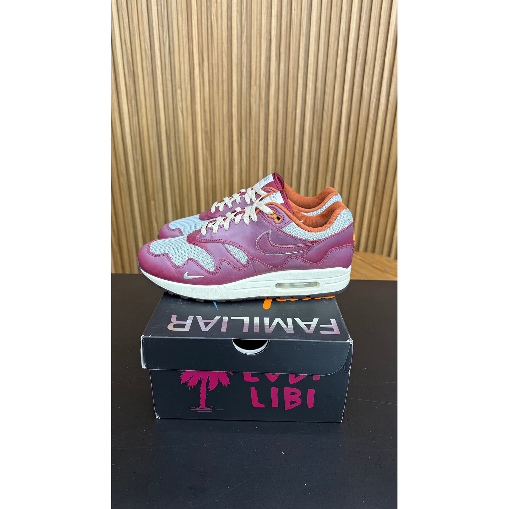 Nike Nike Air Max 1 Patta Waves Rush Maroon (with Bracelet) Size 10.5, PREOWNED
