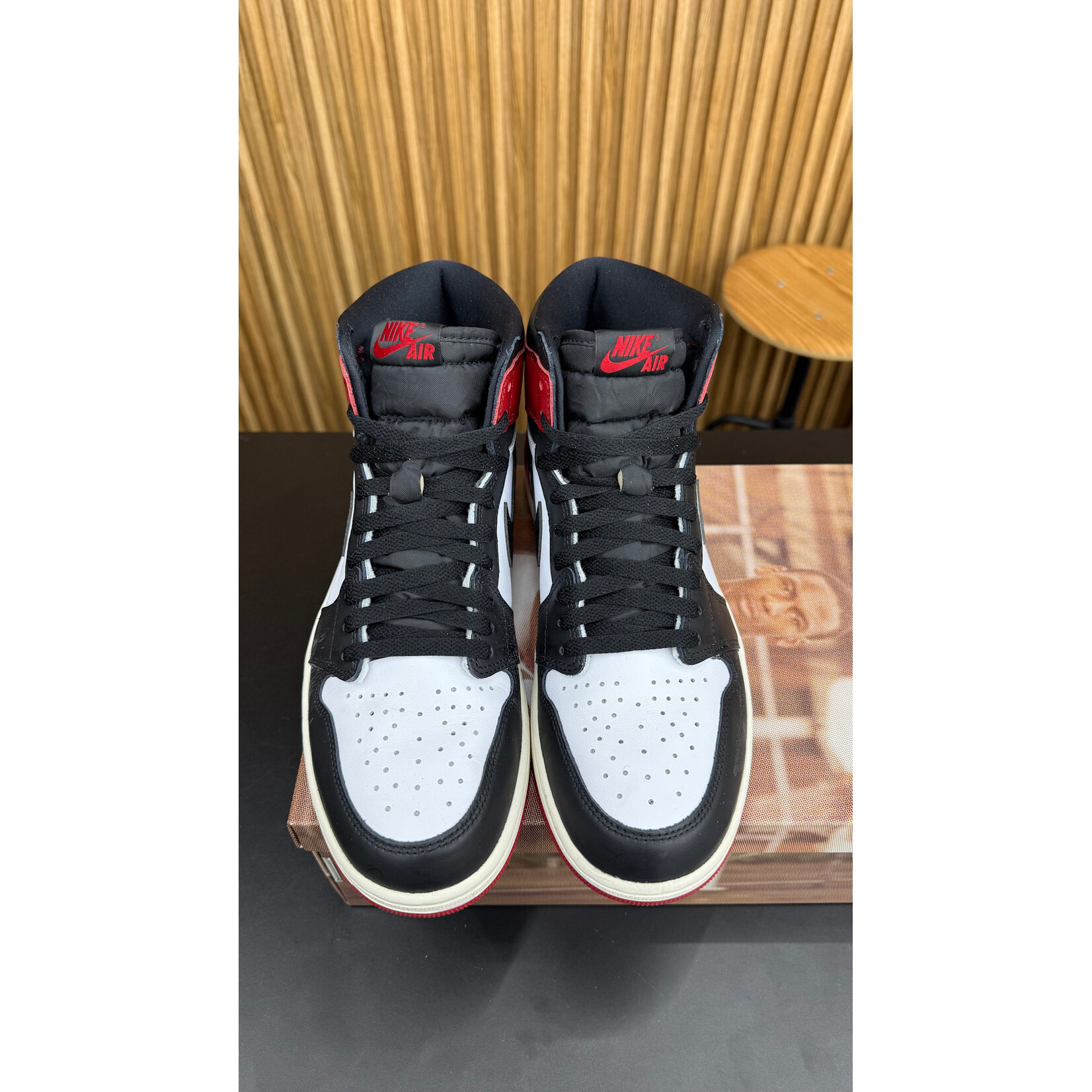 Jordan Jordan 1 Retro High OG Black Toe Reimagined Size 10.5, PREOWNED