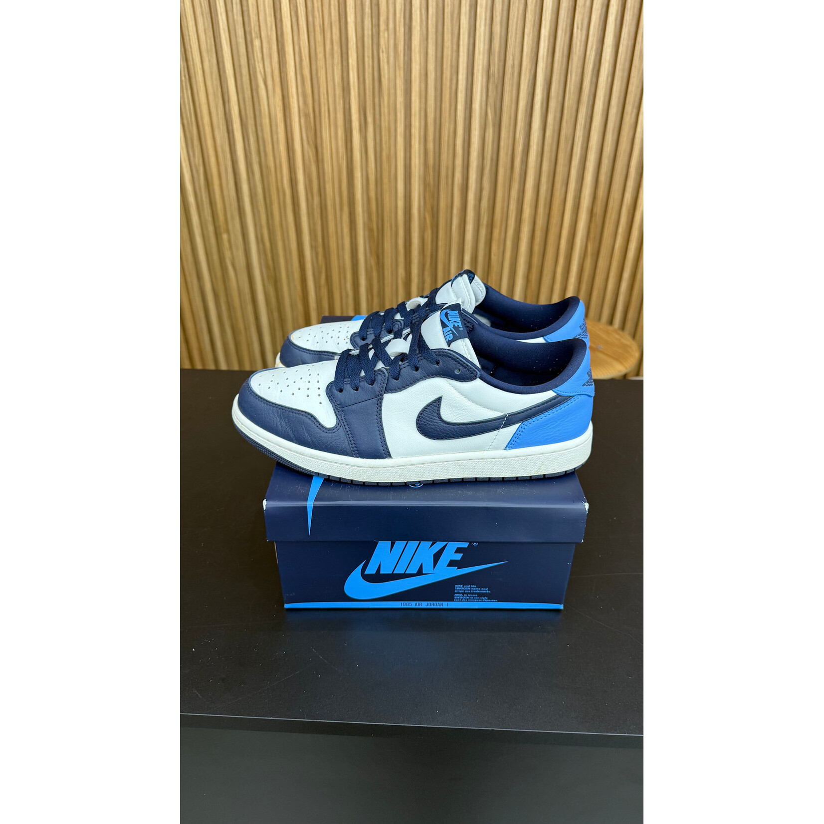 Jordan Jordan 1 Low OG Obsidian UNC Size 10.5, PREOWNED