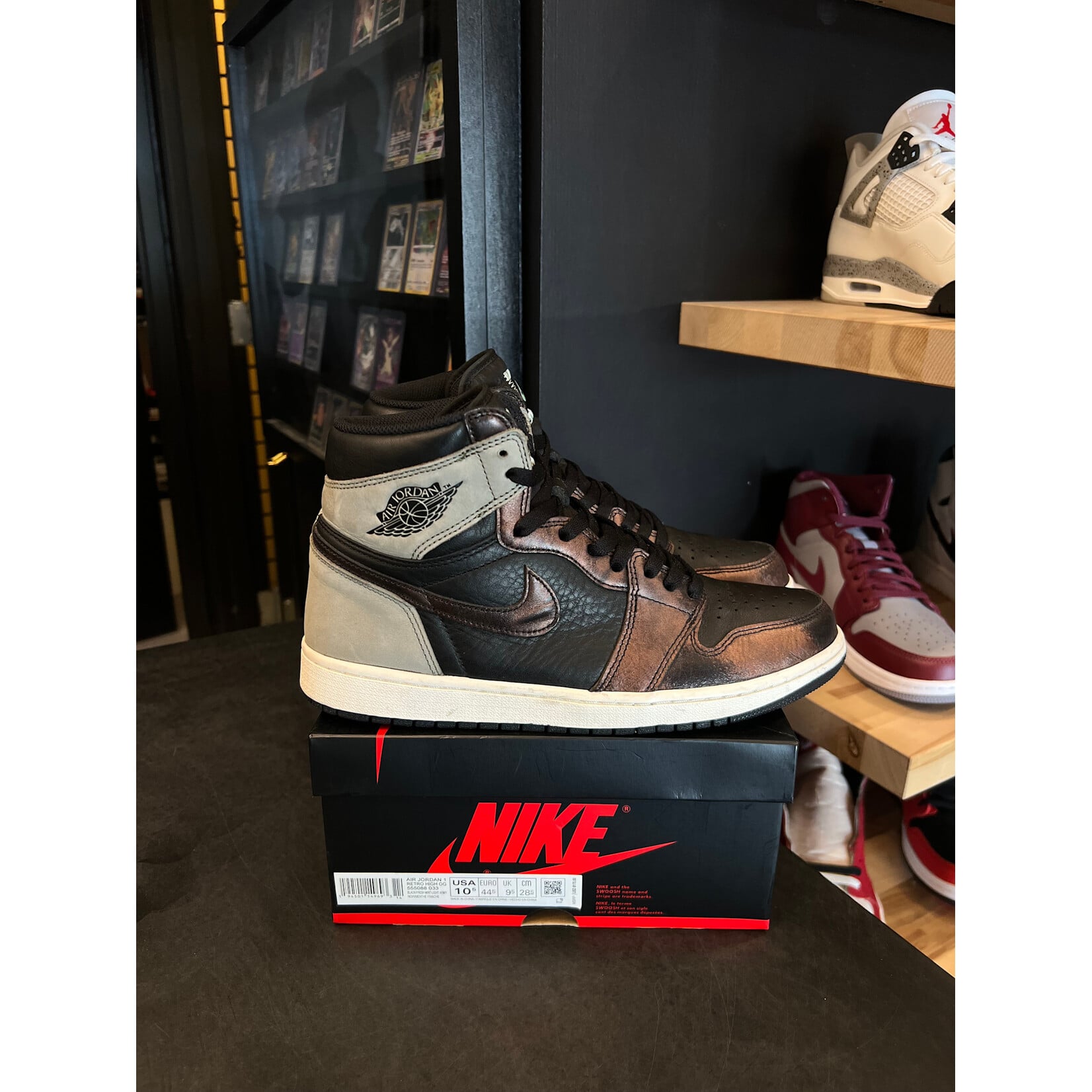 Jordan Jordan 1 Retro High Light Army Rust Shadow Patina Size 10.5, PREOWNED