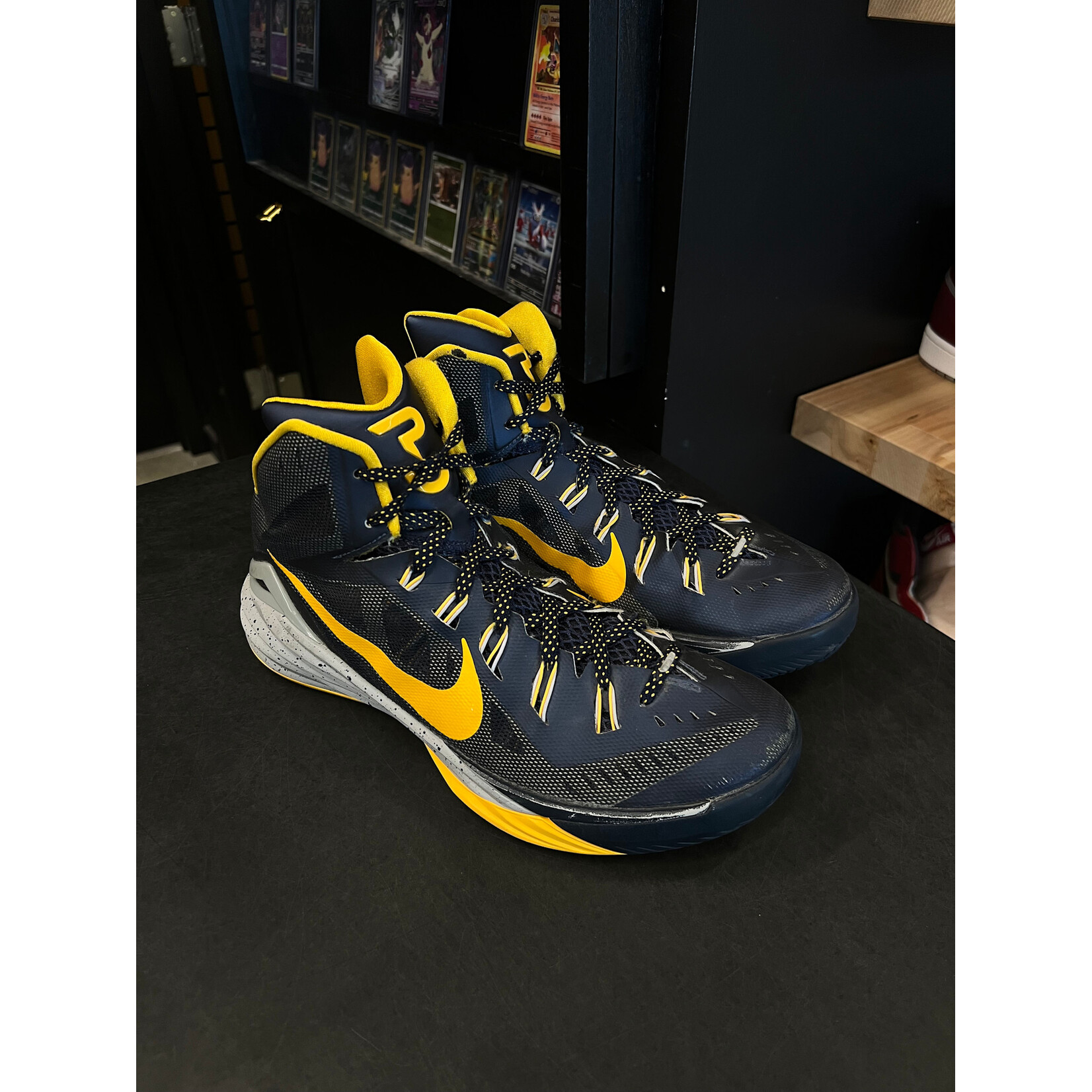 Nike Nike Hyperdunk 2014 Paul George PE Size 10, PREOWNED NO BOX