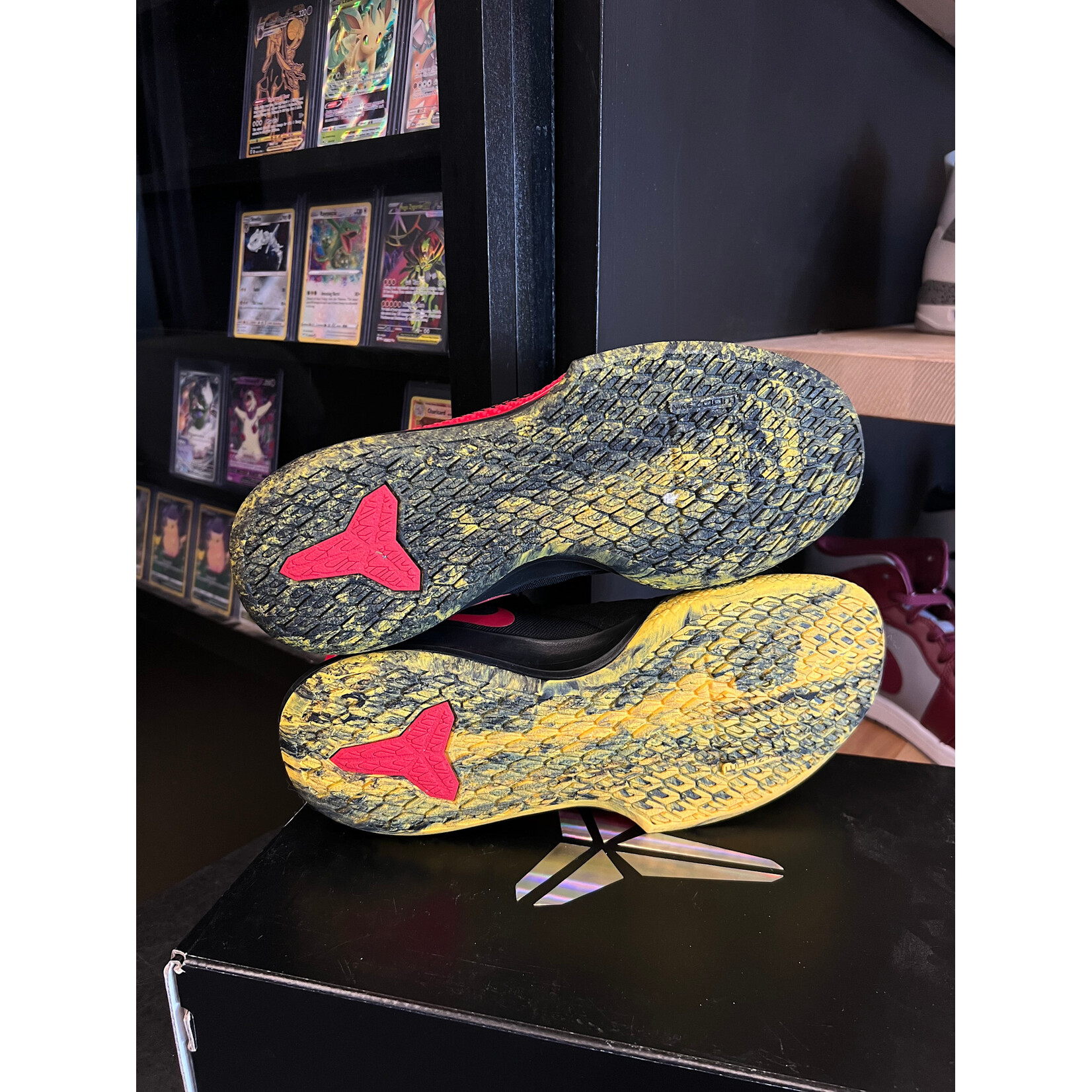 Nike Nike Mamba Fury Alternate Bruce Lee Size 8.5, PREOWNED