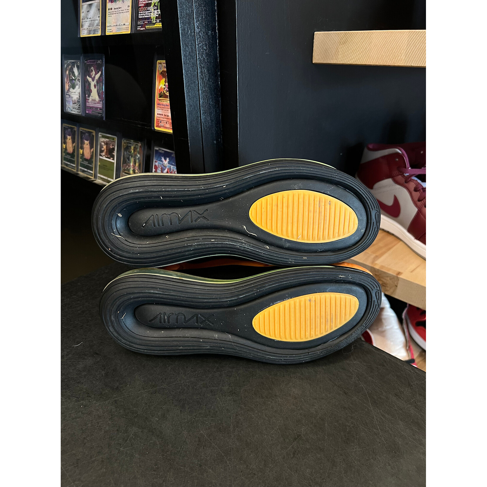 Nike Nike Air Max 720 Sunrise Size 8, PREOWNED