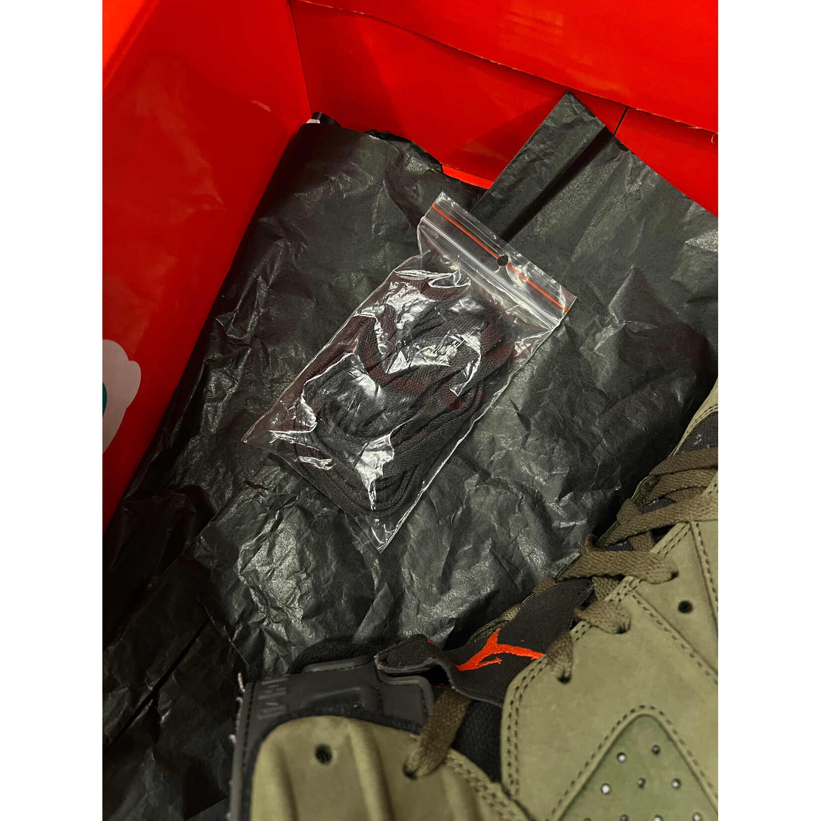 Jordan Jordan 6 Retro Travis Scott Size 12, PREOWNED