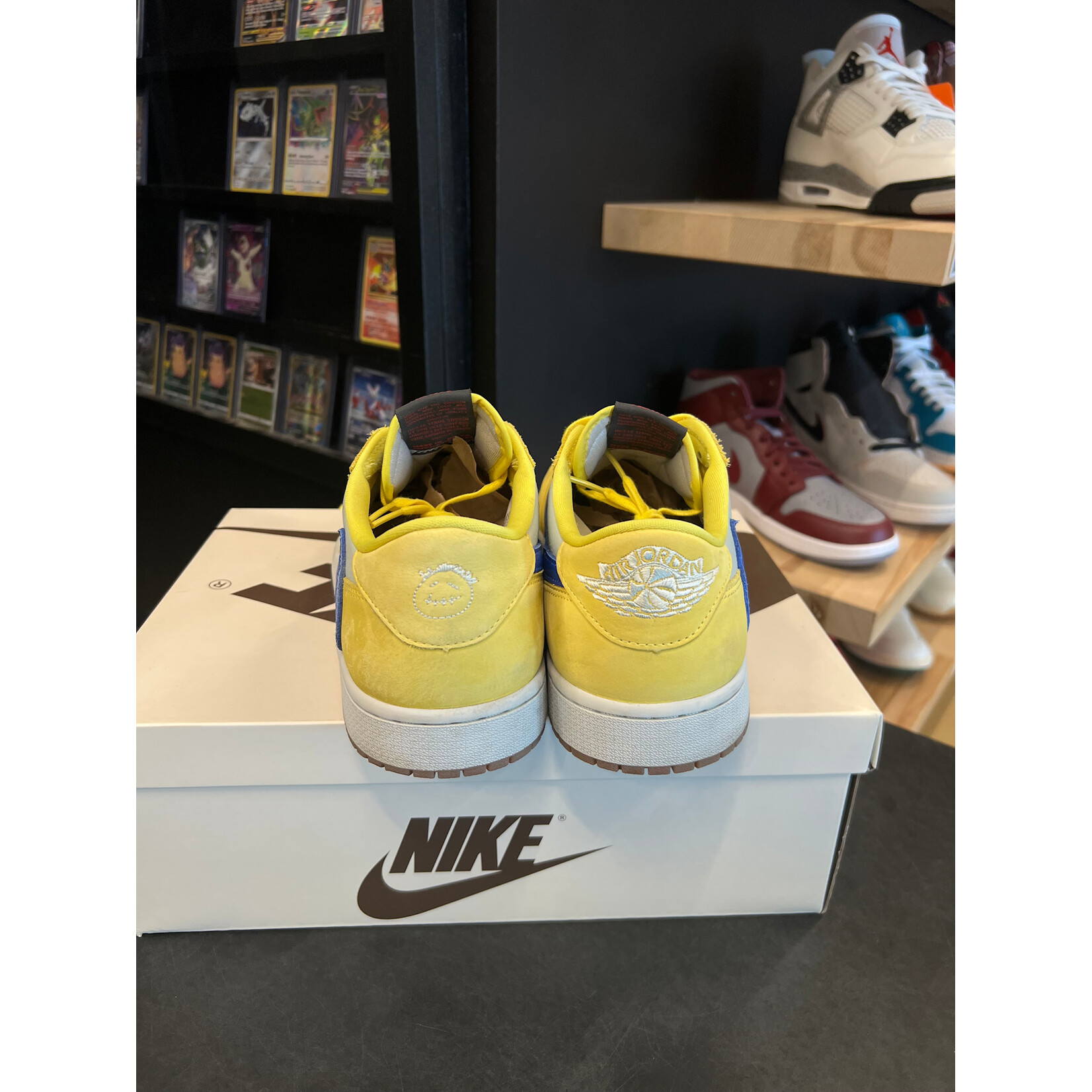 Jordan Jordan 1 Retro Low OG SP Travis Scott Canary (Women's) Size 13.5W, PREOWNED