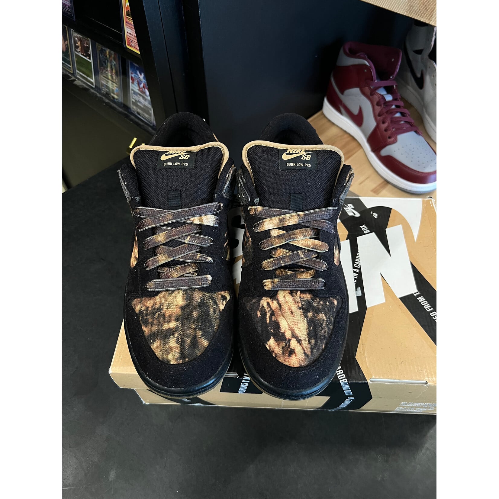 Nike Nike SB Dunk Low Pushead 2 Size 9.5, PREOWNED