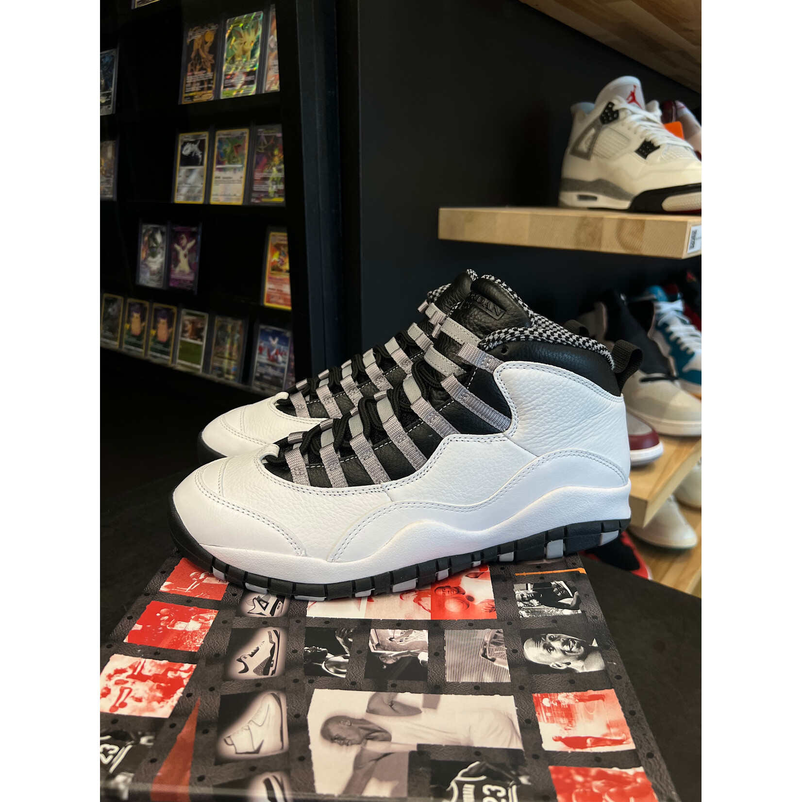 Jordan Jordan 10 Retro OG Steel (2025) Size 9, PREOWNED