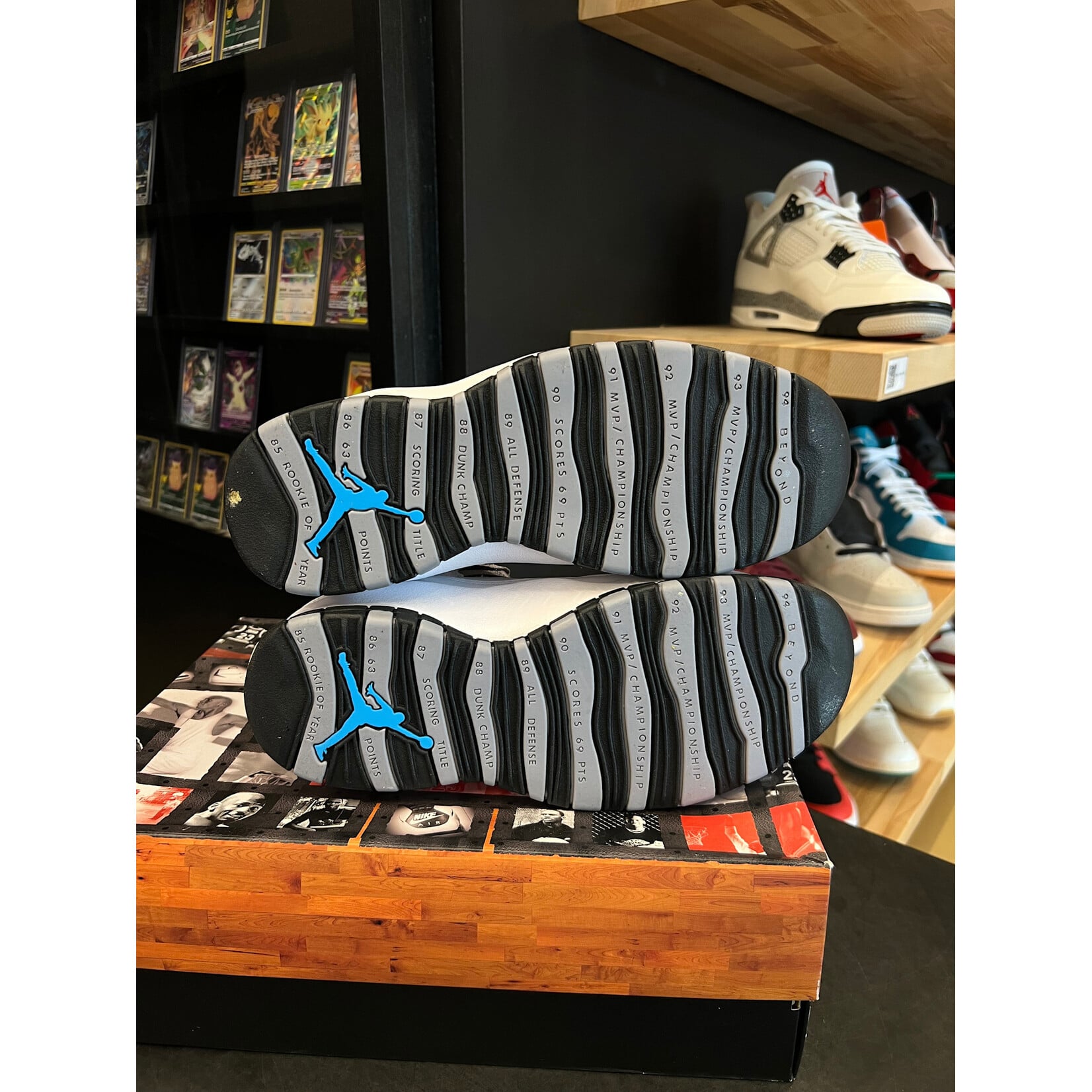 Jordan Jordan 10 Retro OG Steel (2025) Size 9, PREOWNED